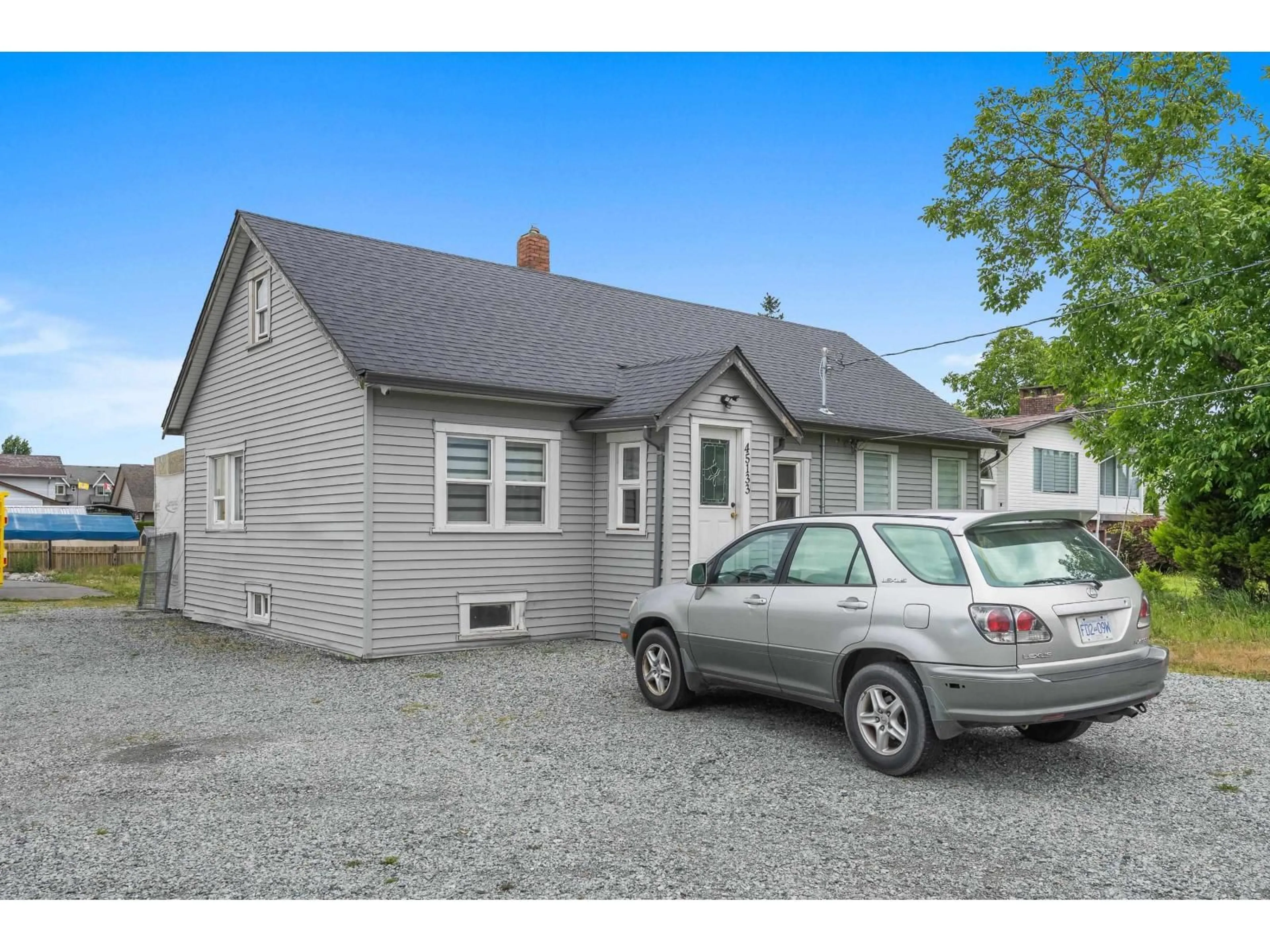 Home with vinyl exterior material, street for 45133 WELLS ROAD, Chilliwack British Columbia V2R1H6