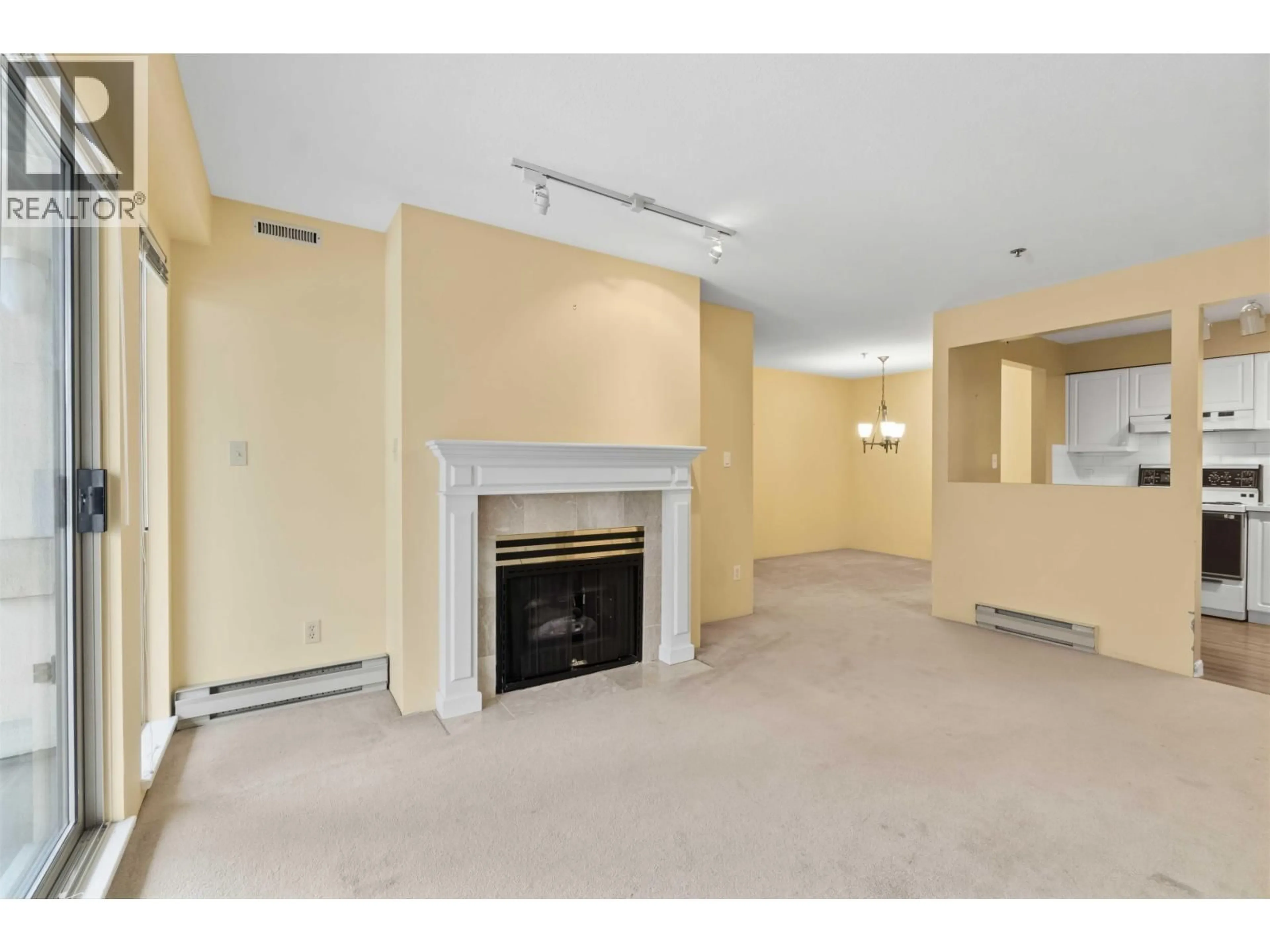 A pic of a room for 202 - 1148 WESTWOOD STREET, Coquitlam British Columbia V3B7M5