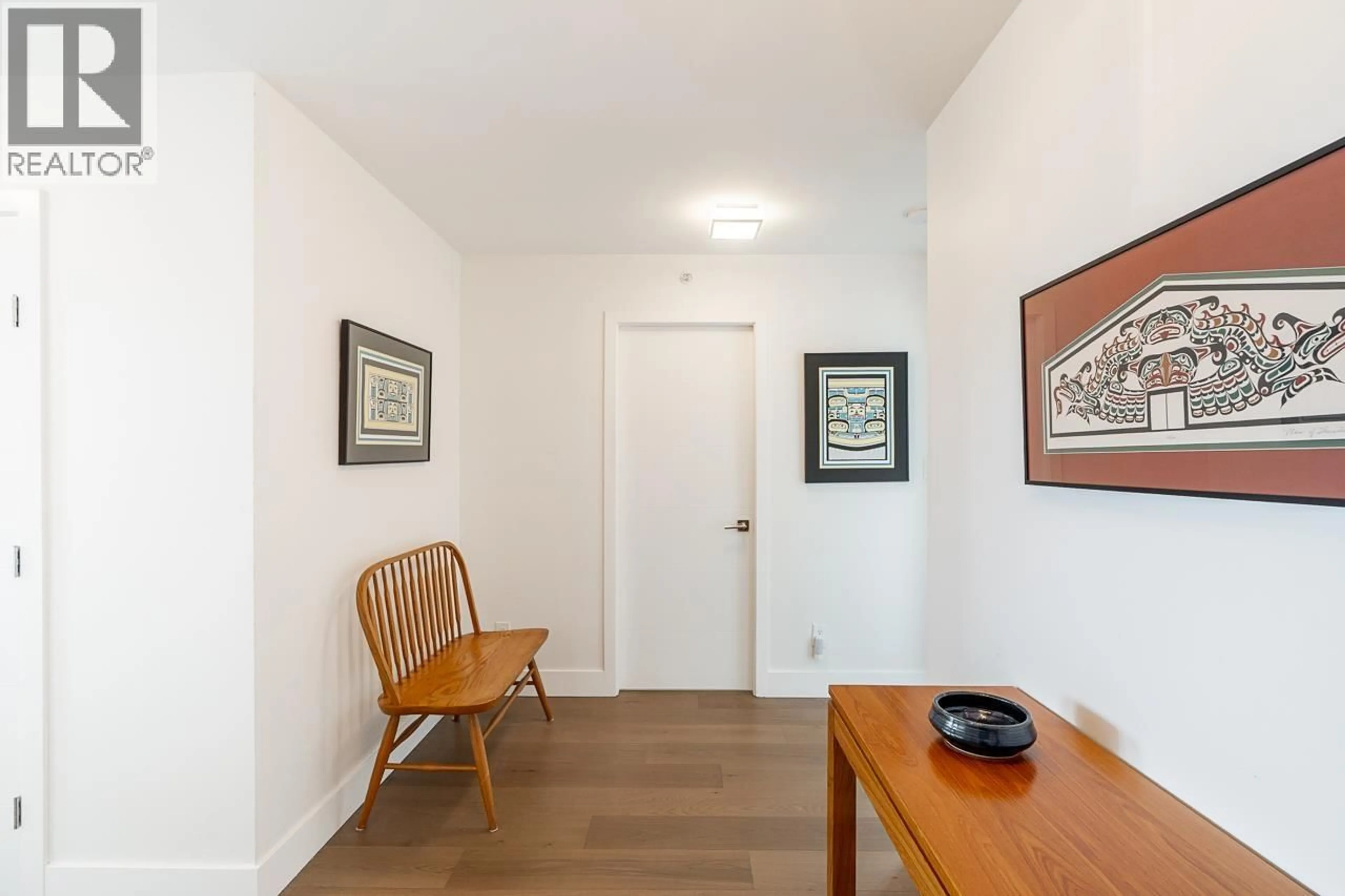 Indoor entryway for 1901 - 615 HAMILTON STREET, New Westminster British Columbia V3M7A7