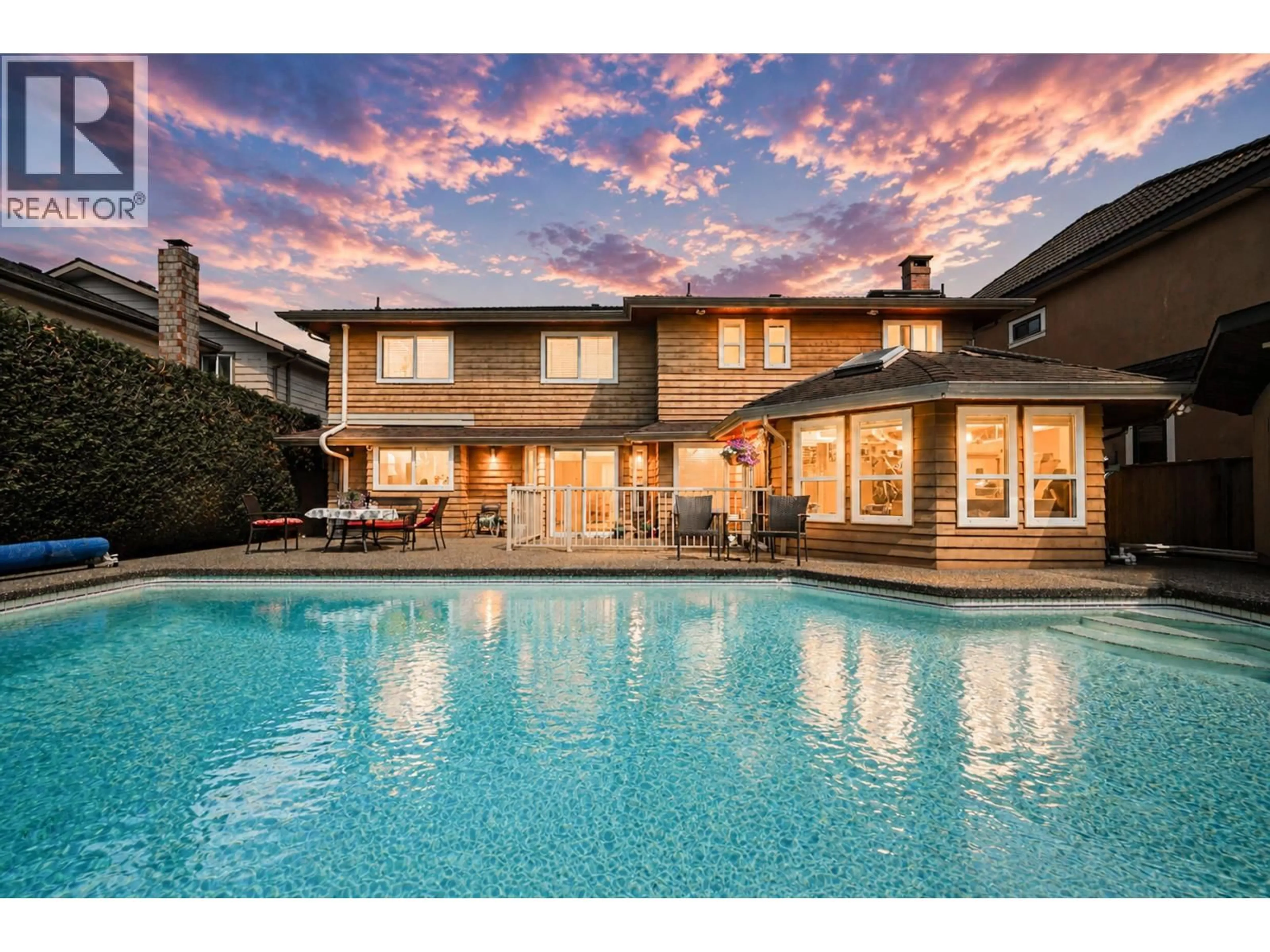 Pool for 8231 SUNNYWOOD DRIVE, Richmond British Columbia V6Y3G4