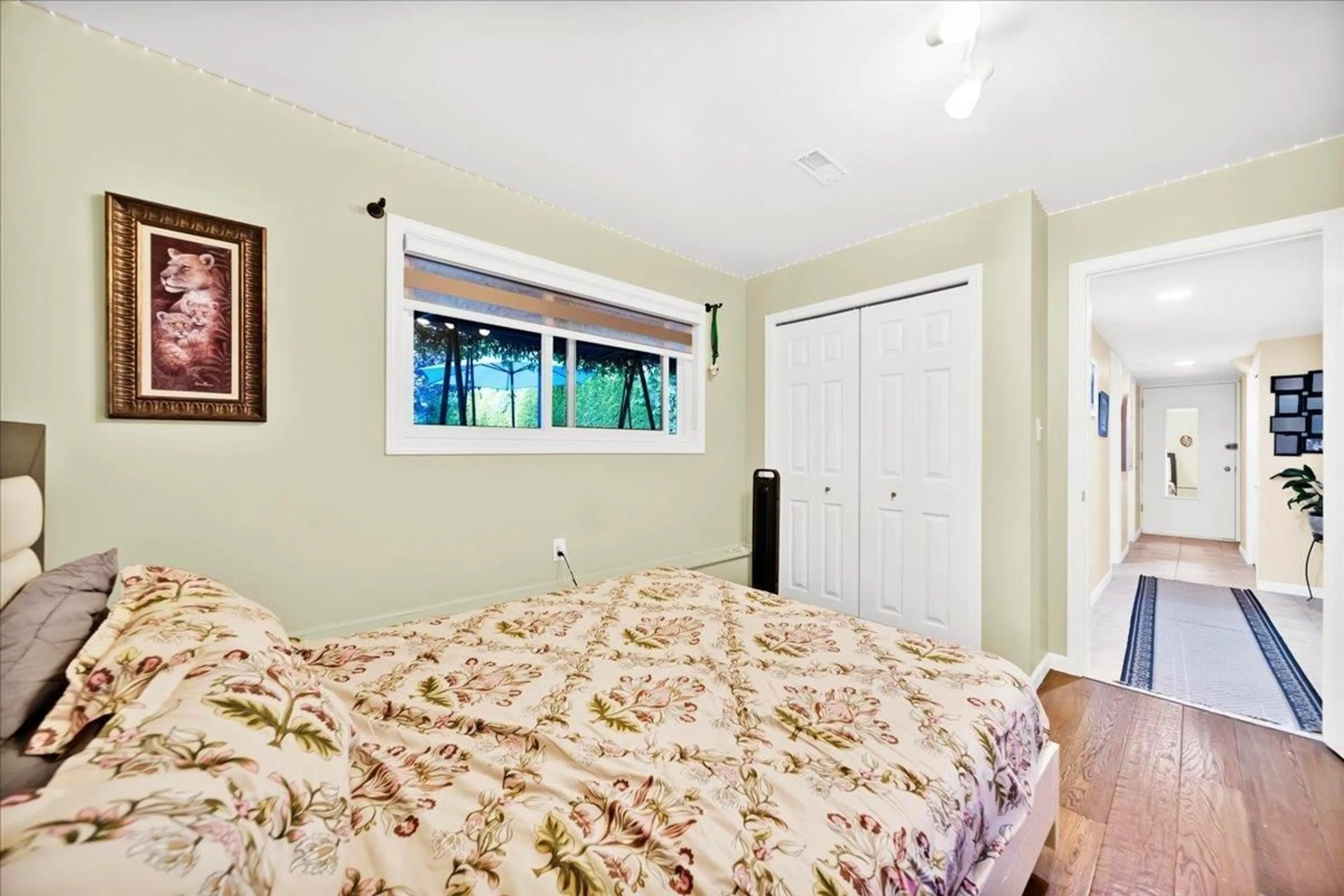 Bedroom with bed, unknown for 3166 PRINCESS COURT, Abbotsford British Columbia V2T4K3