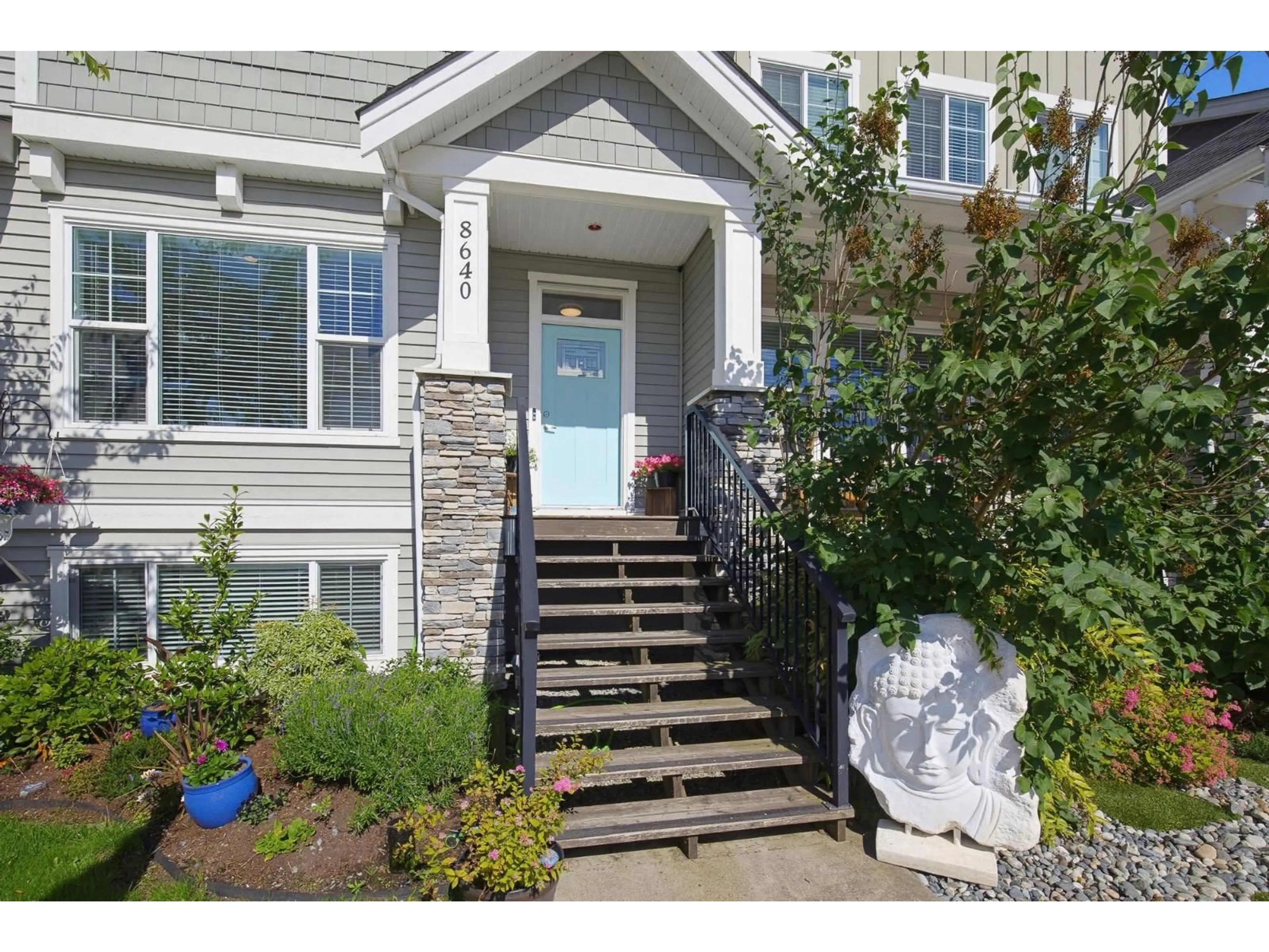 Indoor entryway for 8640 MACHELL STREET, Mission British Columbia V4S0E1