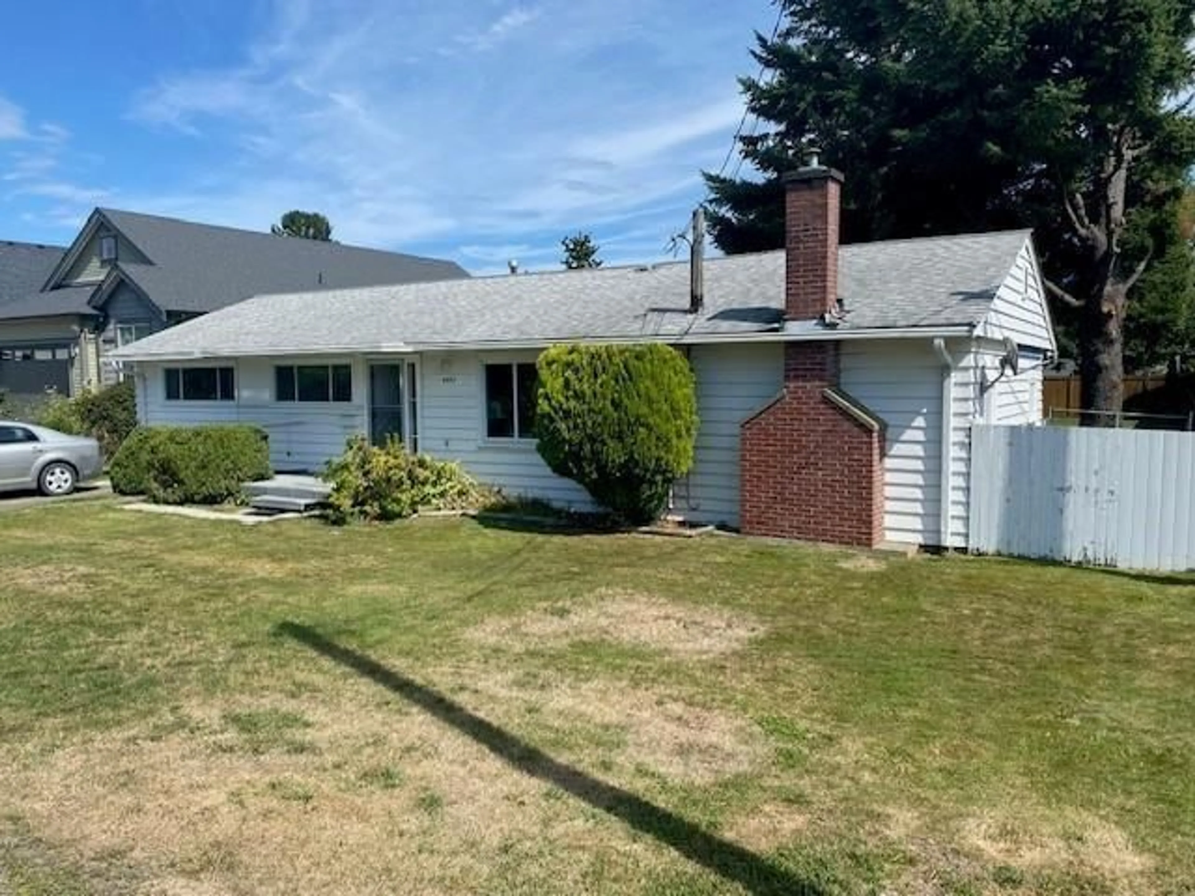 A pic from outside/outdoor area/front of a property/back of a property/a pic from drone, street for 6442 EVANS ROAD, Chilliwack British Columbia V2R1K8