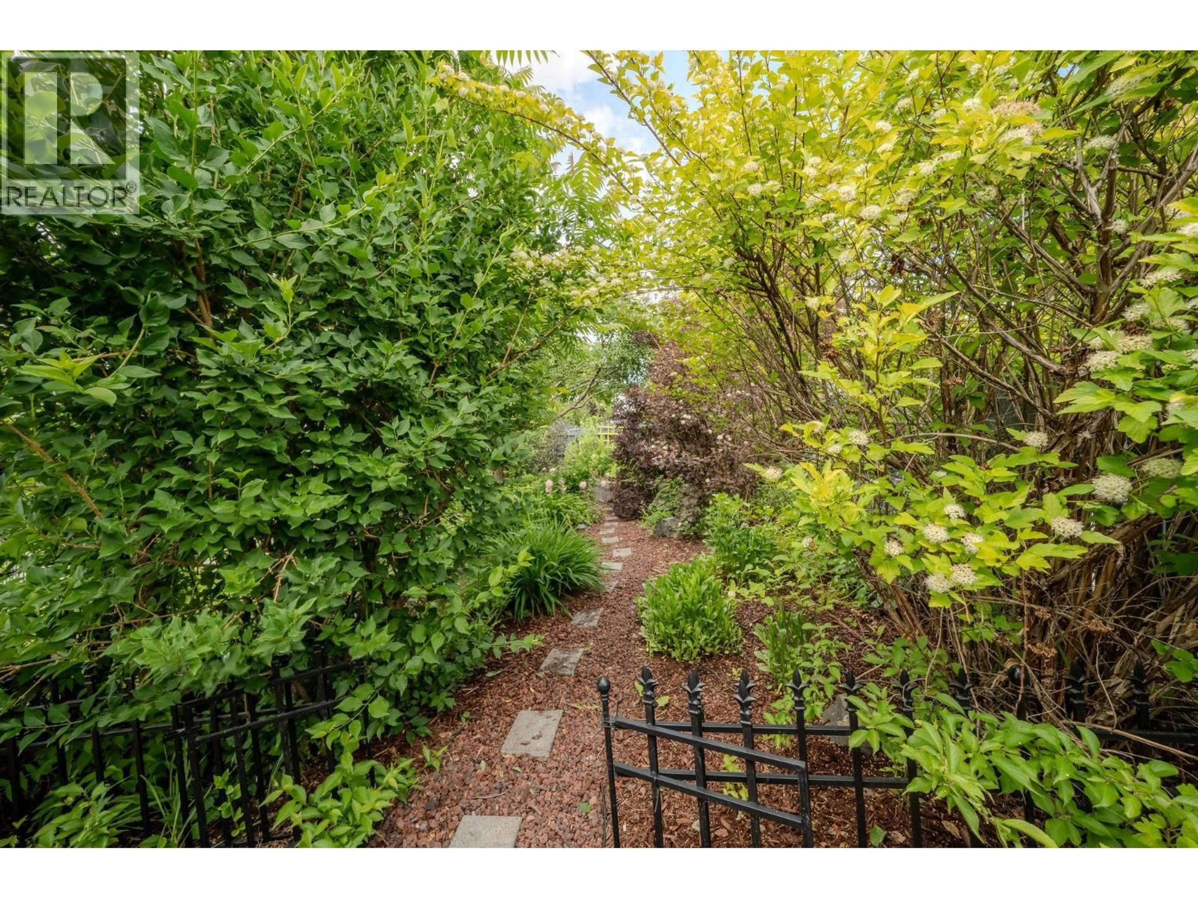 A pic from outside/outdoor area/front of a property/back of a property/a pic from drone, forest/trees view for 480 SMITH STREET, Williams Lake British Columbia V2G4A3