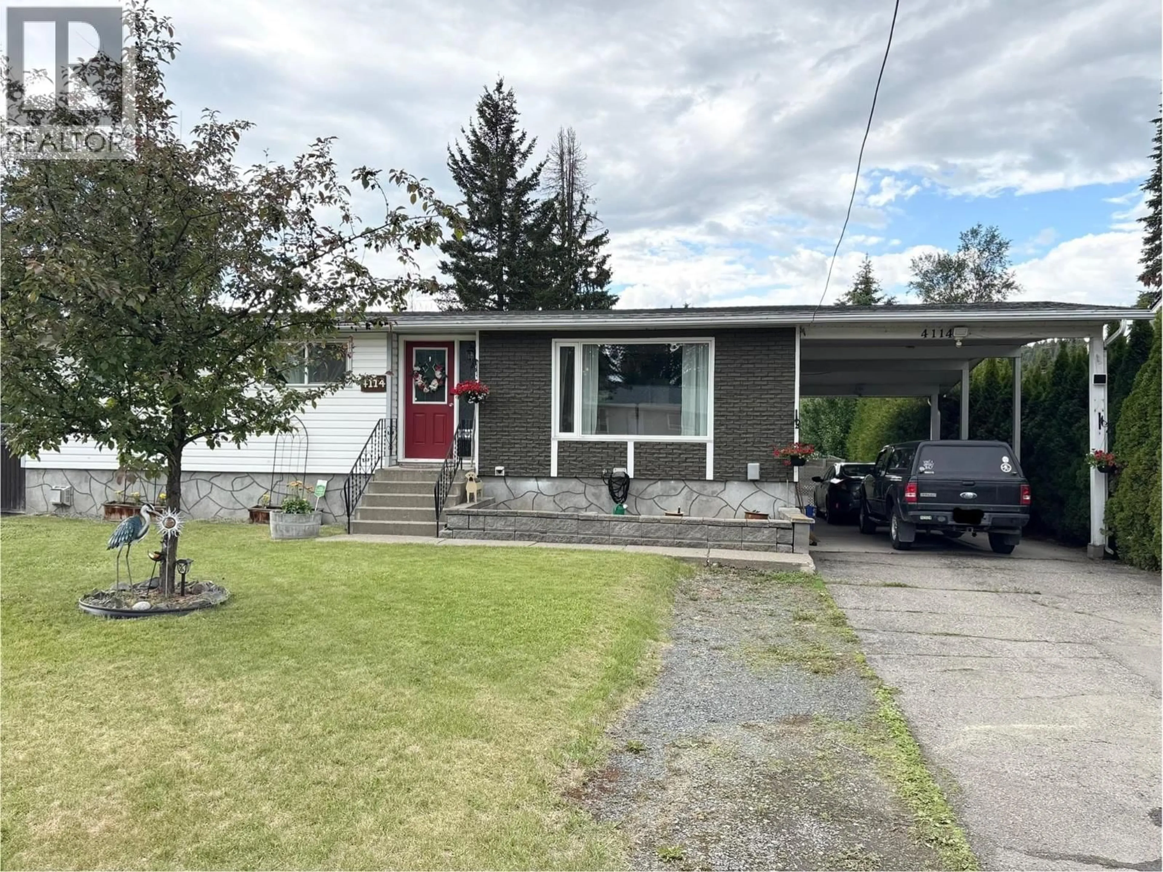 Home with vinyl exterior material, street for 4114 CHURCHILL ROAD, Prince George British Columbia V2K1C3