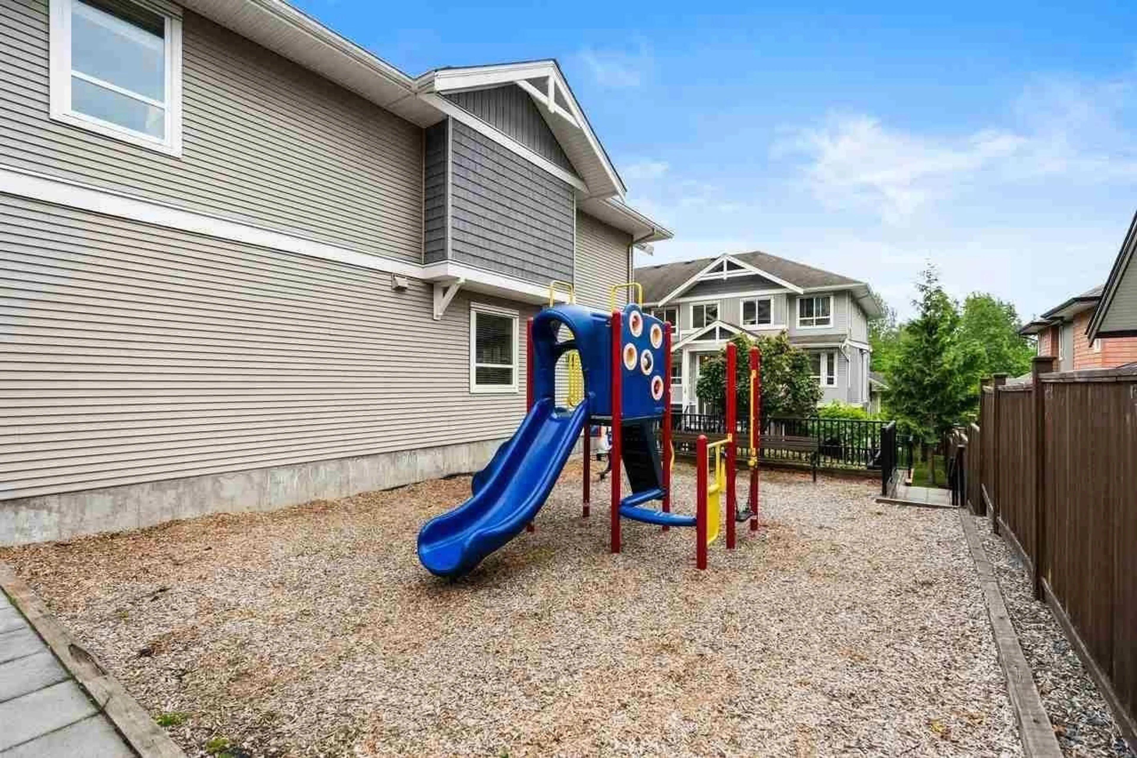 Patio, unknown for 13 - 20195 68 AVENUE, Langley British Columbia V2Y1P5
