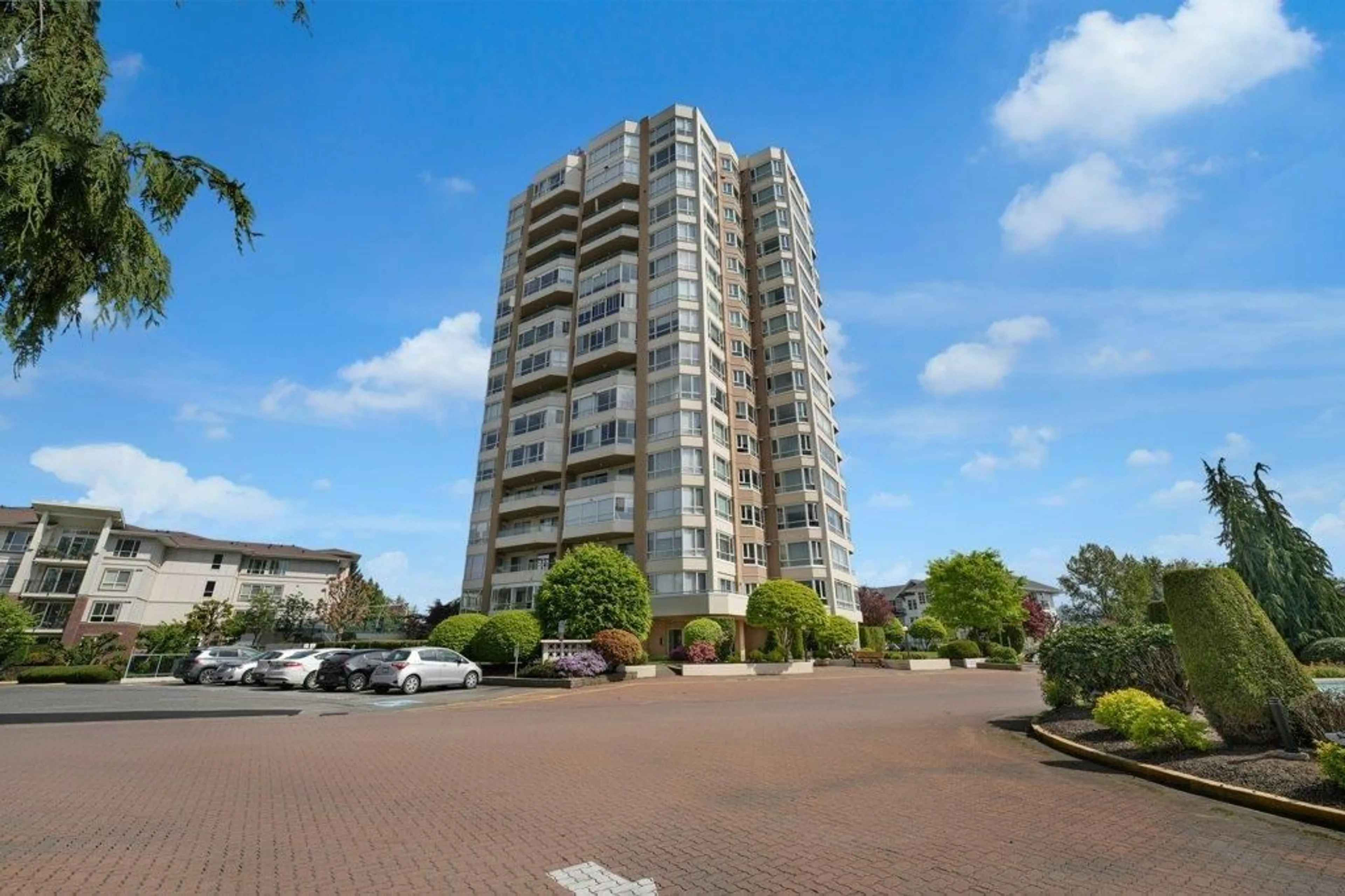 Unknown for 204 - 3190 GLADWIN ROAD, Abbotsford British Columbia V2T5T2