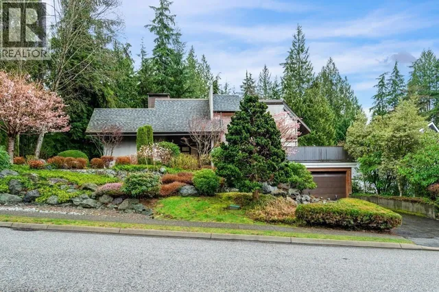 5344 CLIFFRIDGE AVENUE, North Vancouver