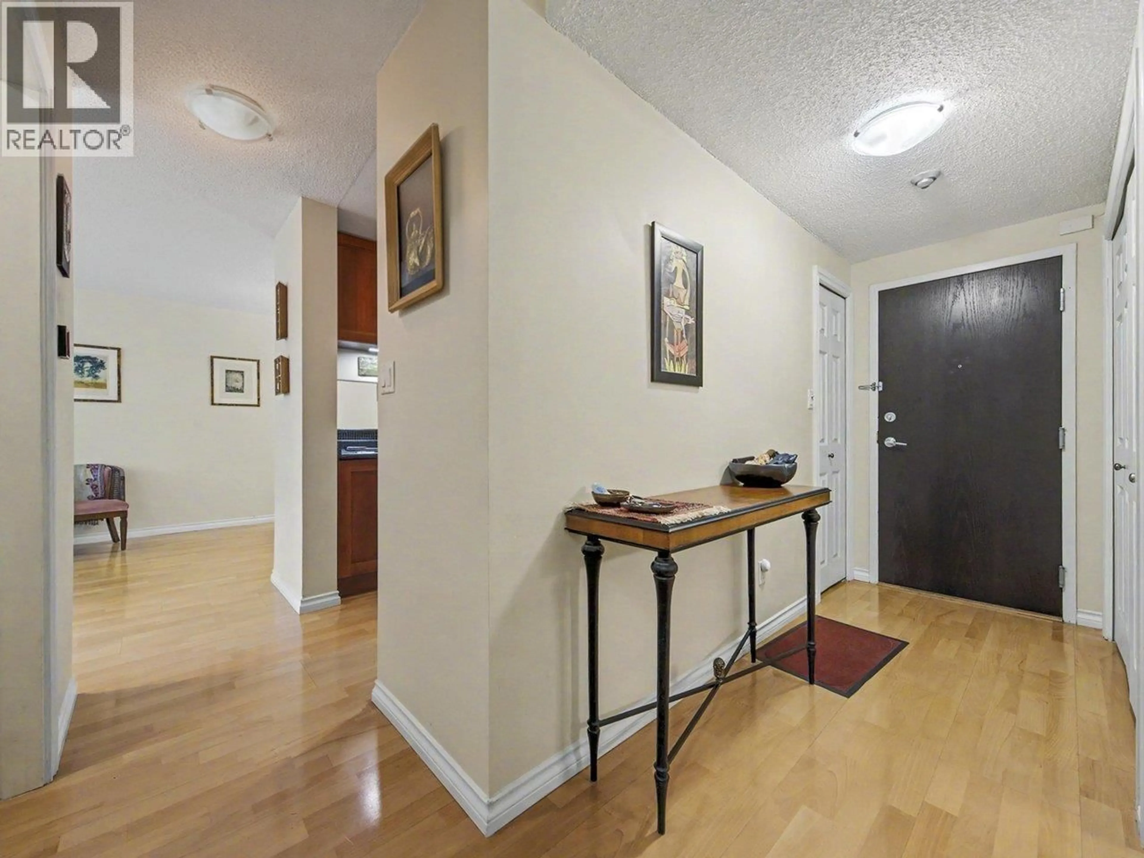 Indoor entryway for 508 - 1508 MARINER WALK, Vancouver British Columbia V6J4X9