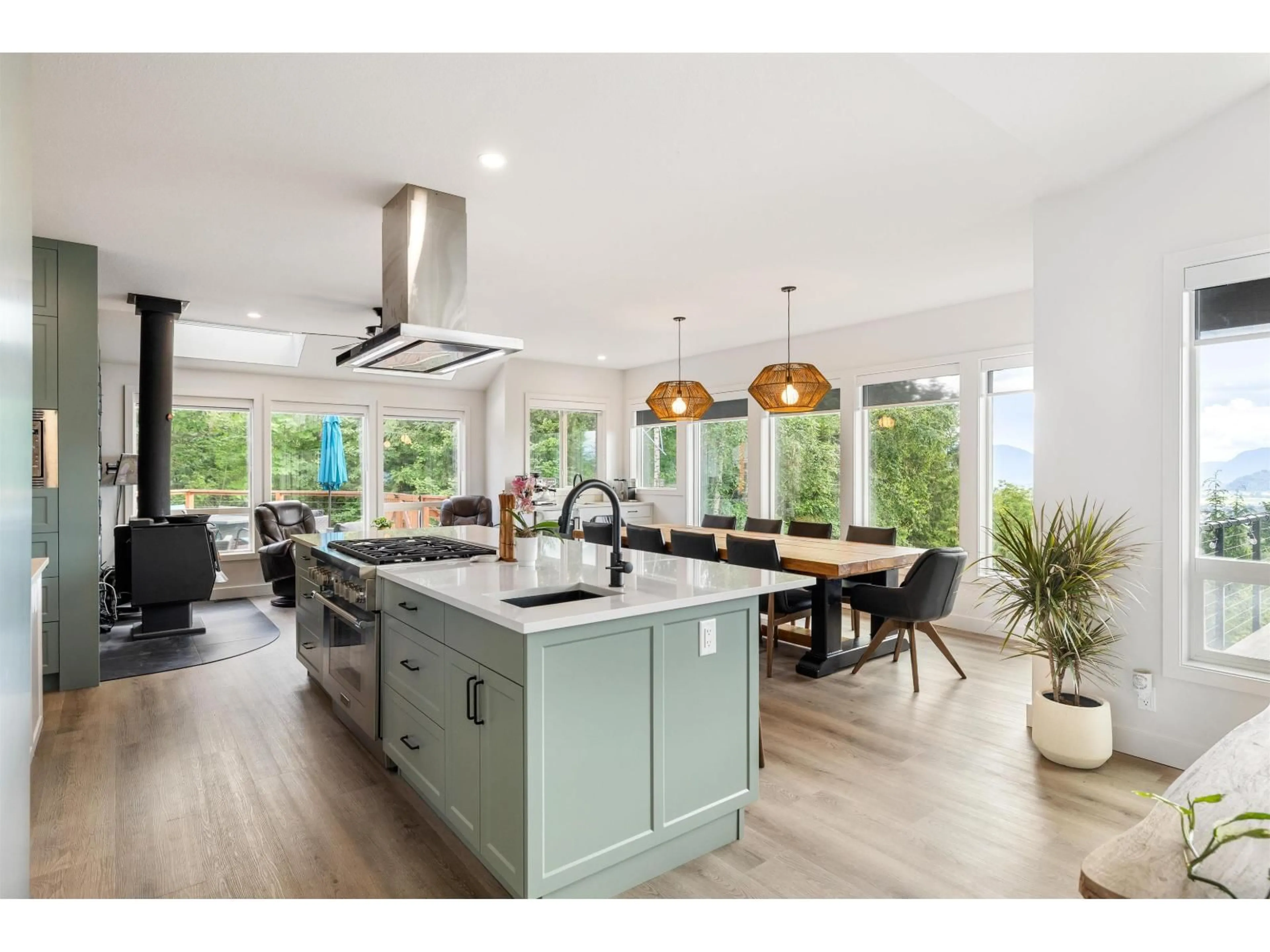 Open concept kitchen, unknown for 6190 PARSONS ROAD, Chilliwack British Columbia V4Z1A4
