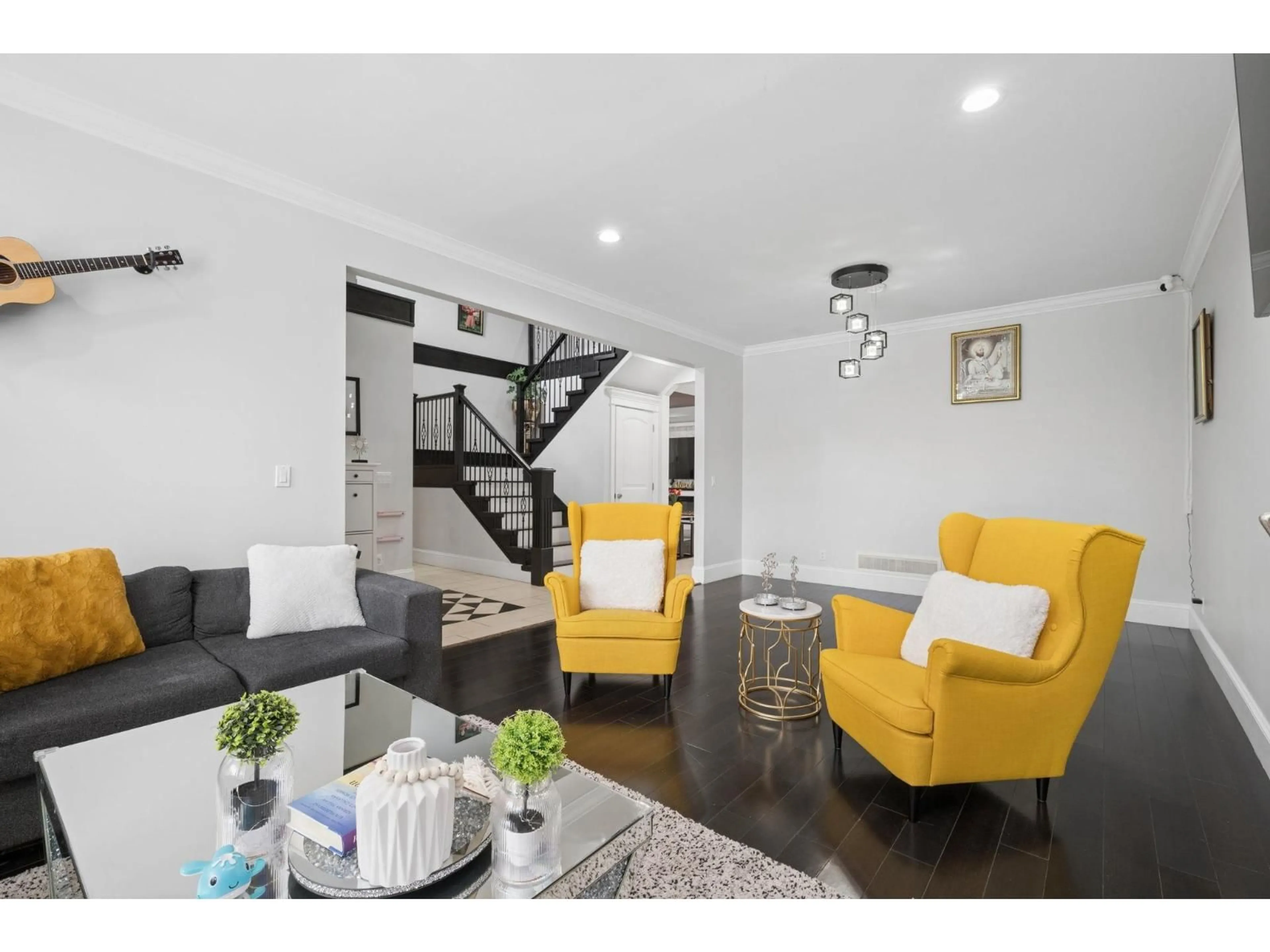 Living room with furniture, unknown for 5840 134 STREET, Surrey British Columbia V3X0A3