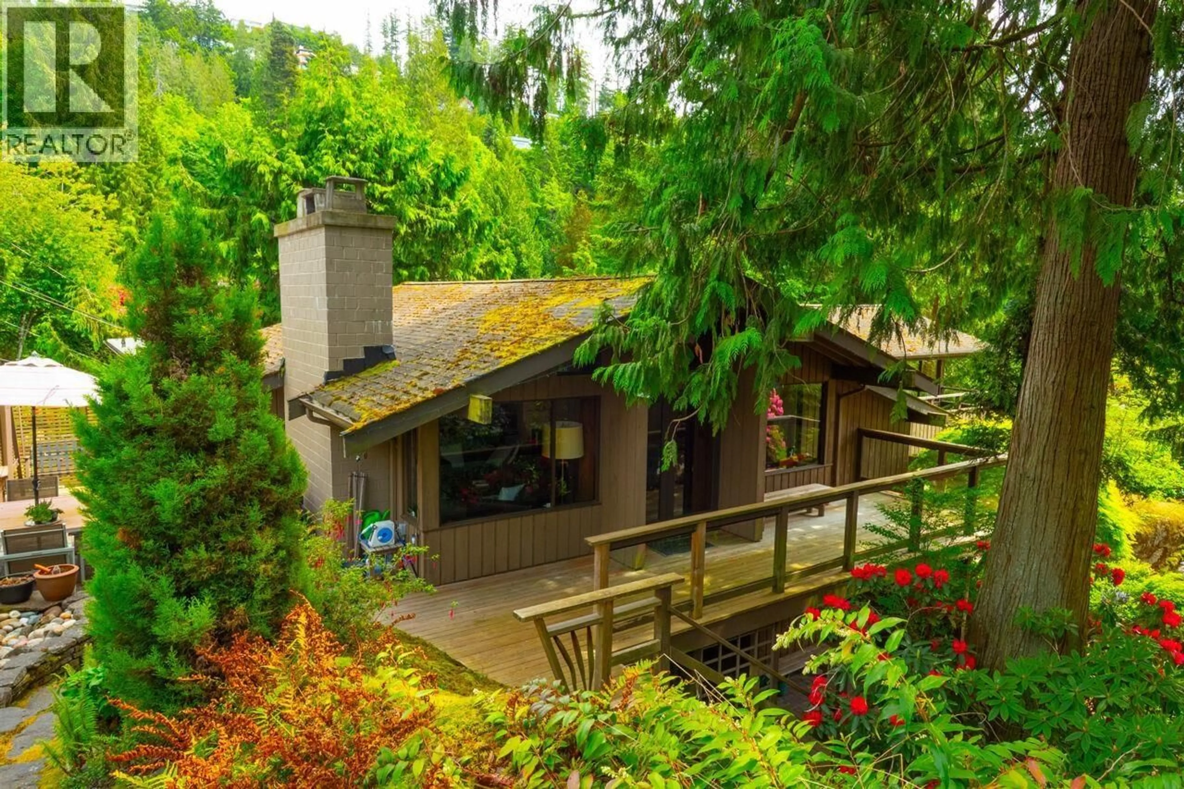 Patio, forest/trees view for 5335 MARINE DRIVE, West Vancouver British Columbia V7W2P9