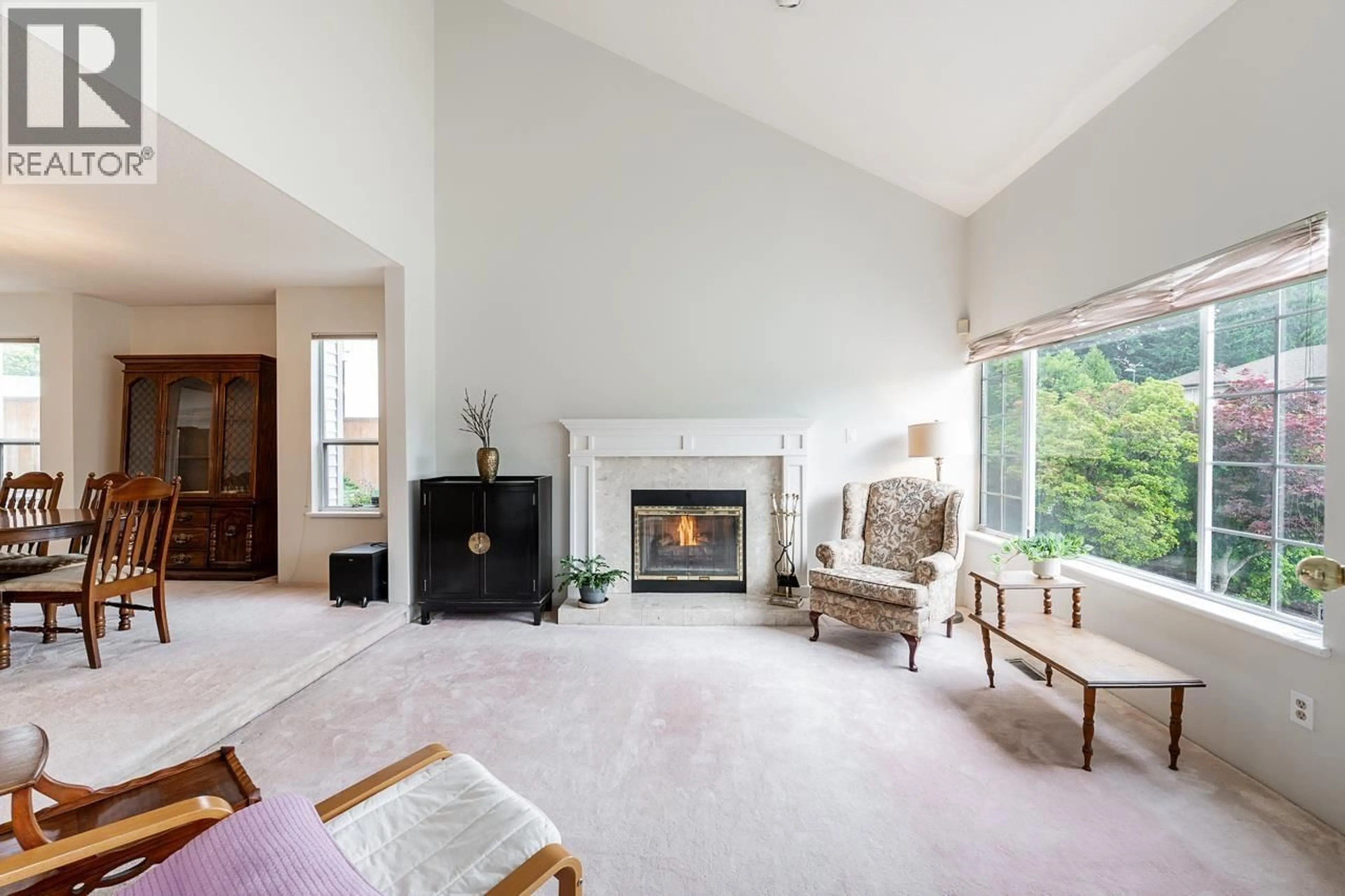 Living room with furniture, unknown for 2917 KALAMALKA DRIVE, Coquitlam British Columbia V3C5Z7