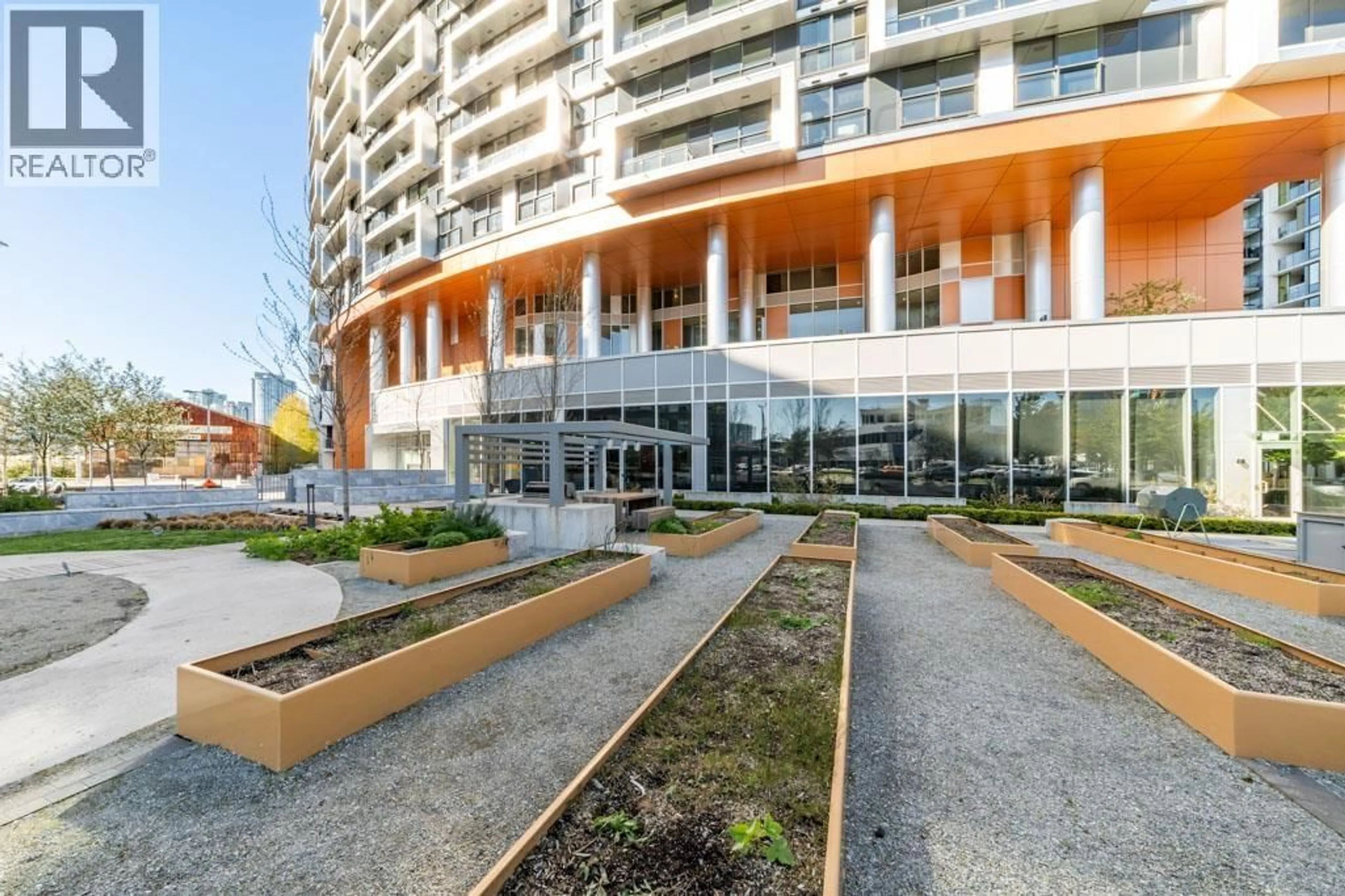 Patio, building for 1207 - 1768 COOK STREET, Vancouver British Columbia V5Y0N3