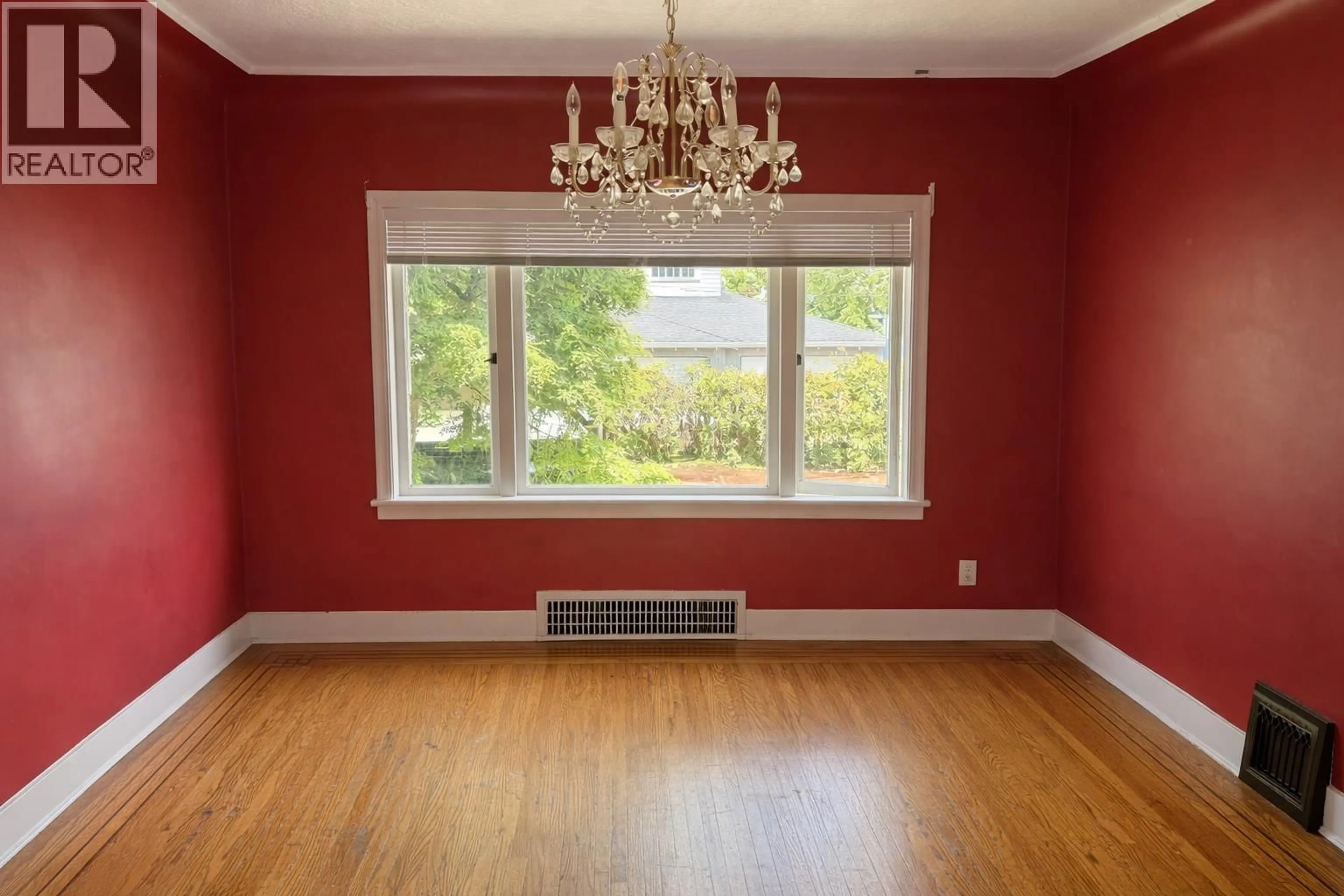 A pic of a room for 4279 16TH AVENUE, Vancouver British Columbia V6R3E5