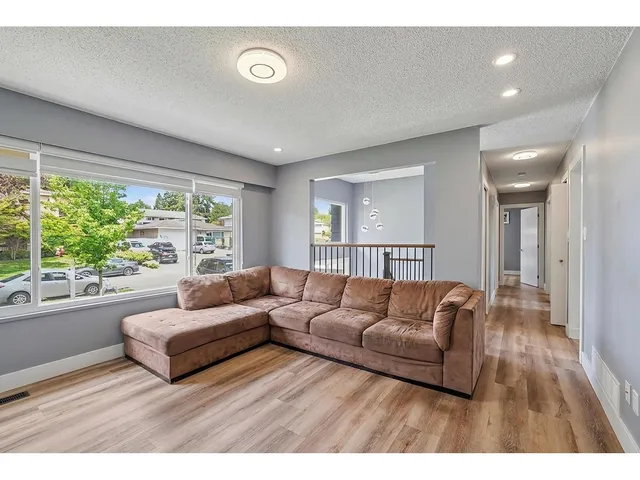 9024 123A STREET, Surrey 2