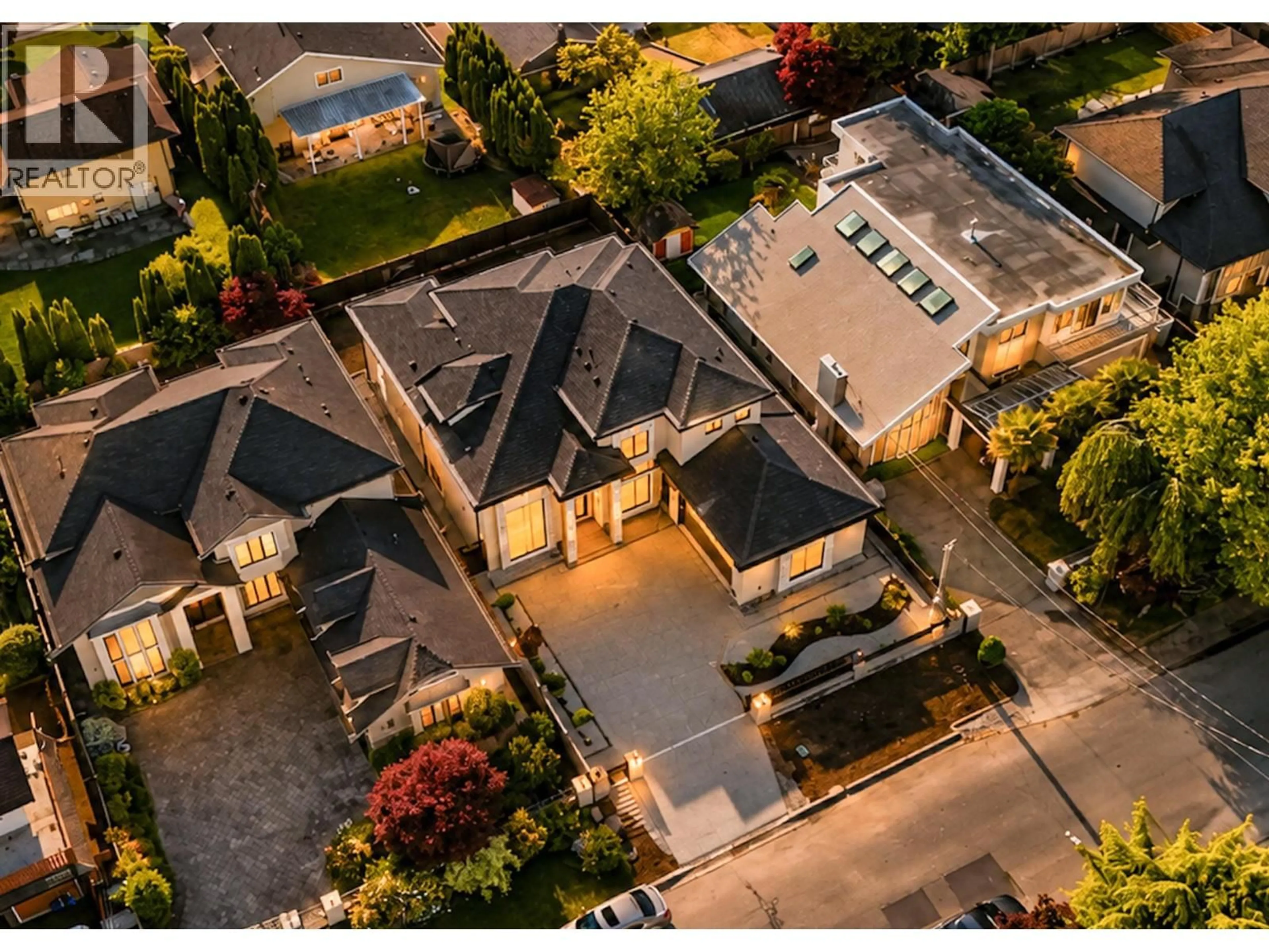 A pic from outside/outdoor area/front of a property/back of a property/a pic from drone, street for 10211 SWINTON CRESCENT, Richmond British Columbia V7A3S7