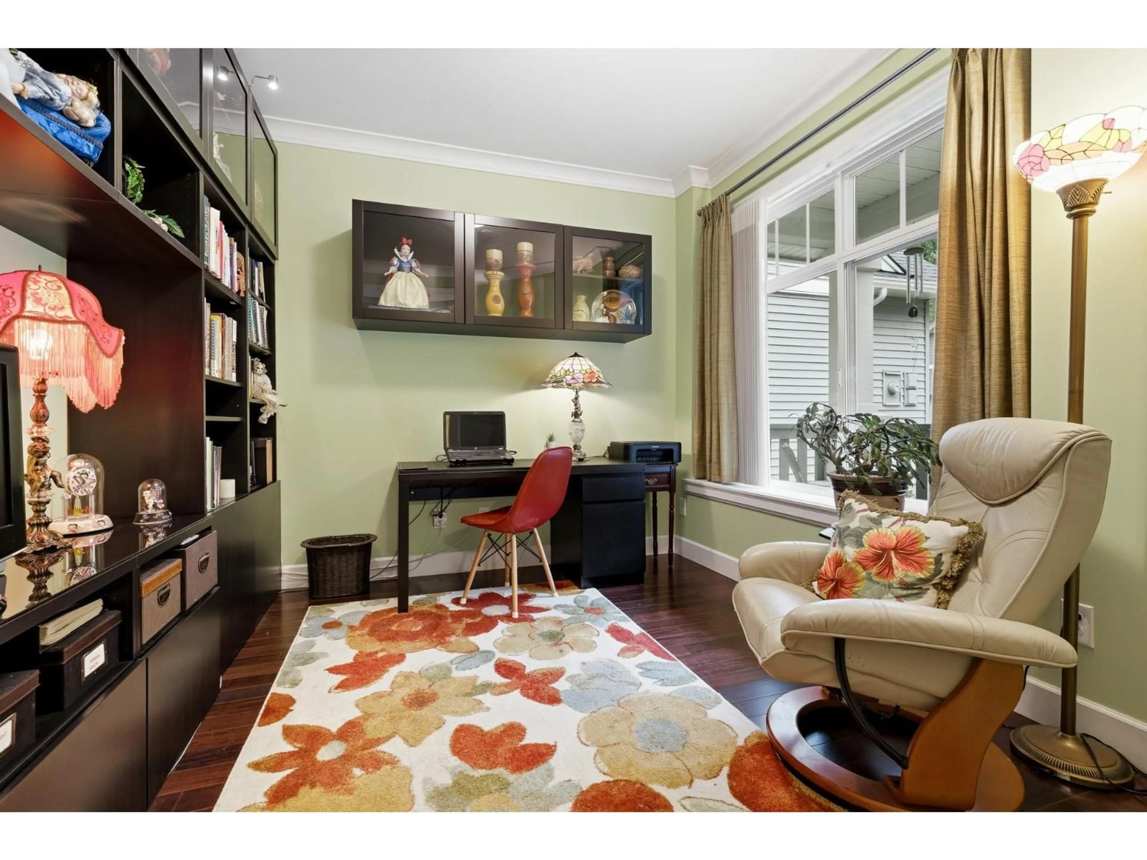 Living room with furniture, unknown for 45863 FOXRIDGE CRESCENT, Chilliwack British Columbia V2R0P7