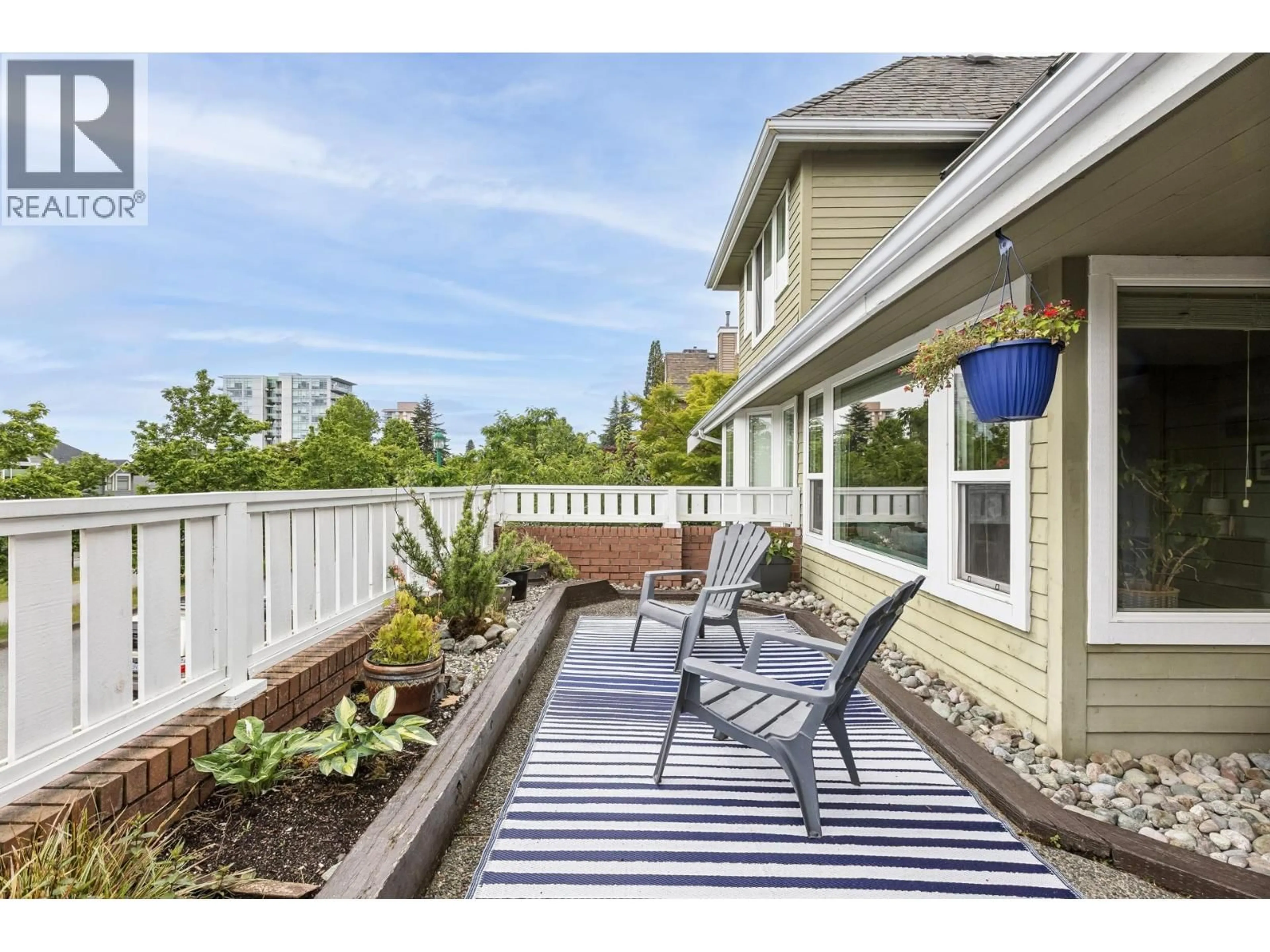 Patio, unknown for 7 - 240 KEITH ROAD, North Vancouver British Columbia V7L1V5