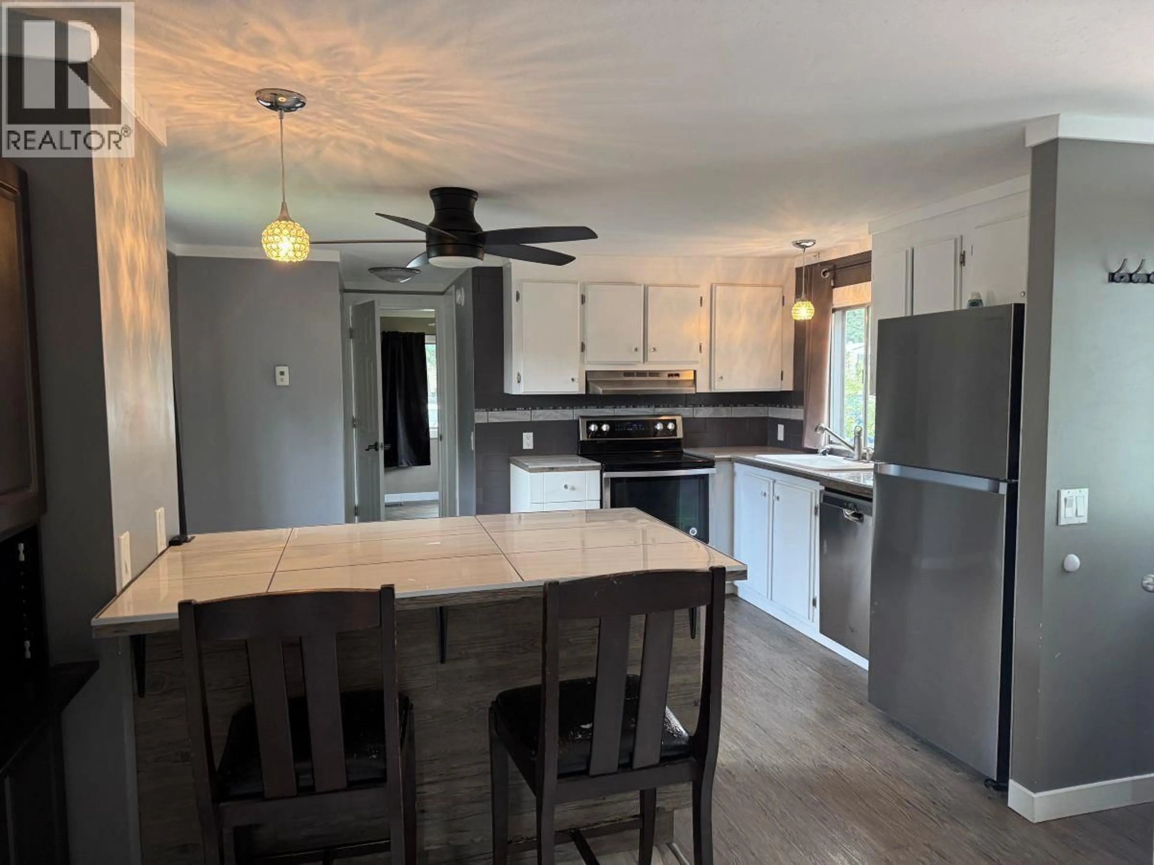 Open concept kitchen, unknown for 30 - 6100 DAKELH, Prince George British Columbia V2N4R1