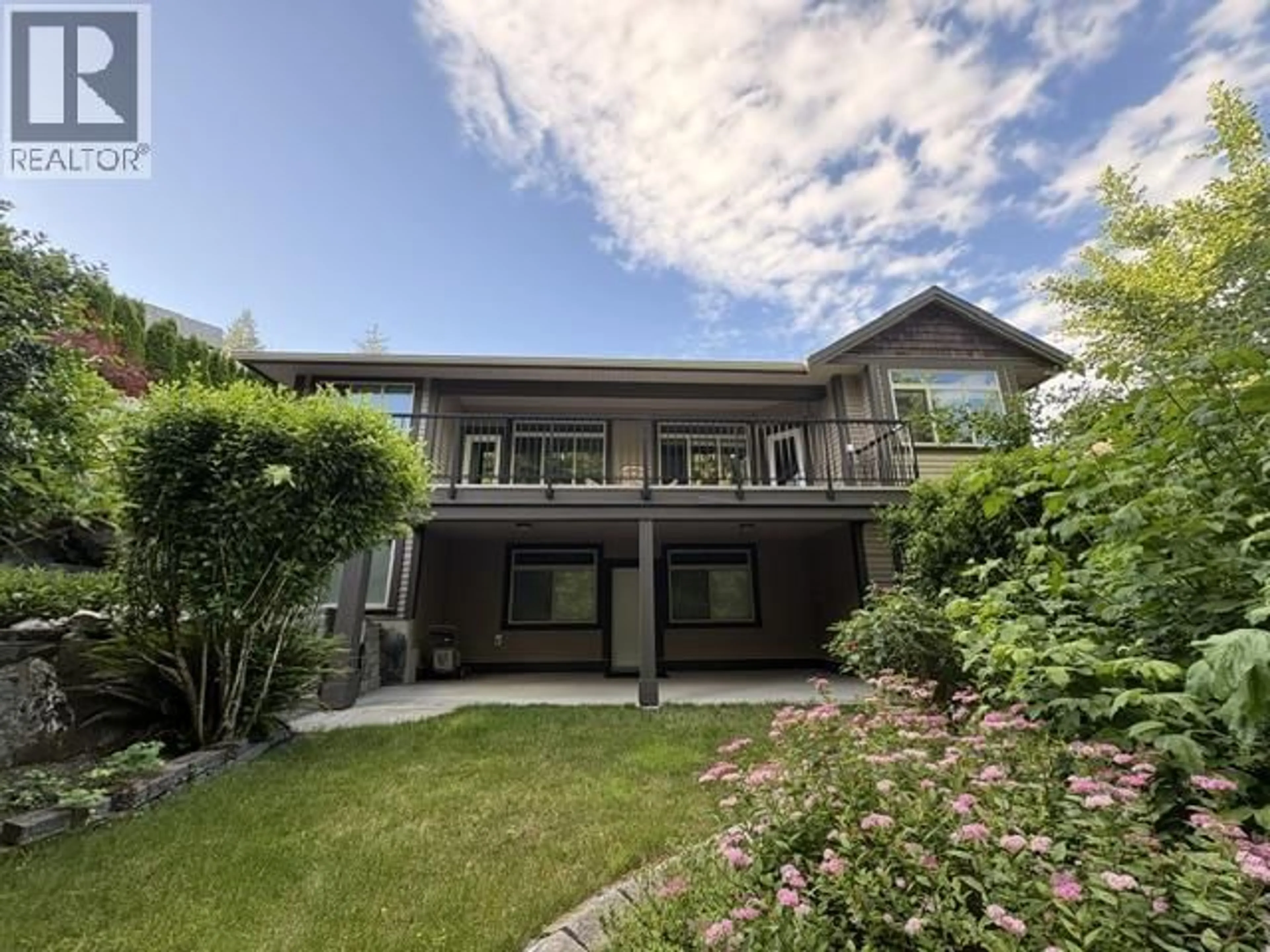 A pic from outside/outdoor area/front of a property/back of a property/a pic from drone, unknown for 12 - 13210 SHOESMITH CRESCENT, Maple Ridge British Columbia V4R0C1