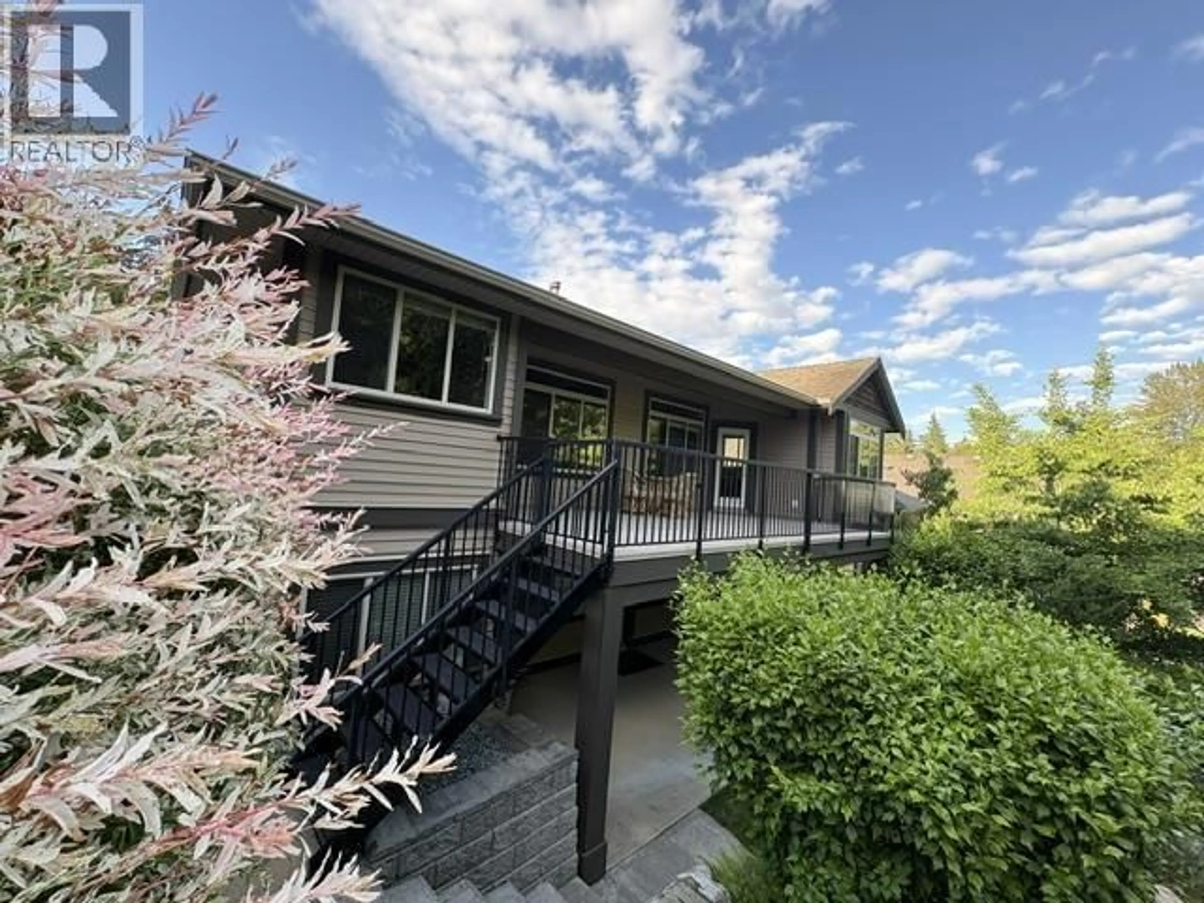 A pic from outside/outdoor area/front of a property/back of a property/a pic from drone, unknown for 12 - 13210 SHOESMITH CRESCENT, Maple Ridge British Columbia V4R0C1