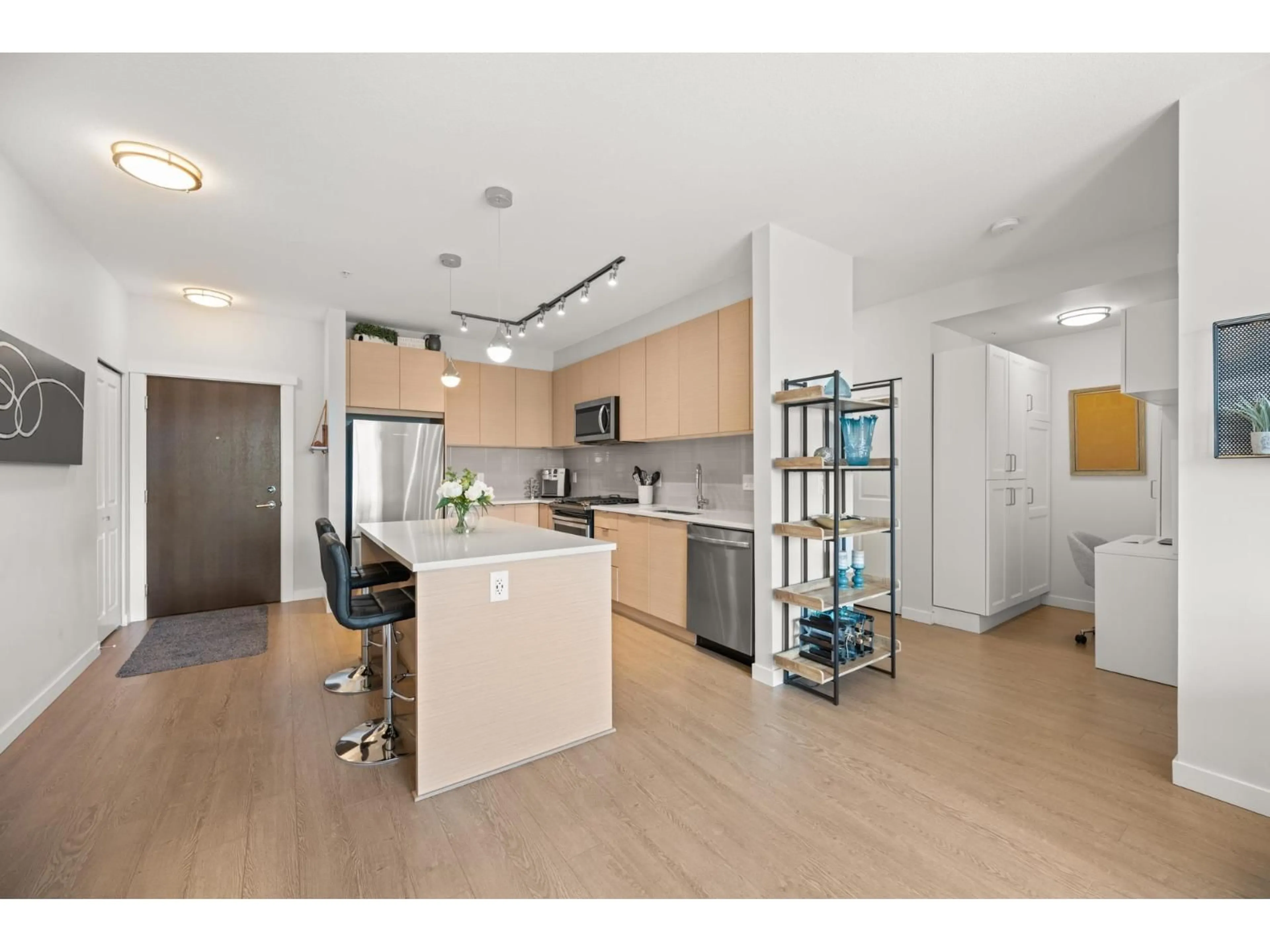 Open concept kitchen, unknown for C504 - 8150 207 STREET, Langley British Columbia V2Y4J4