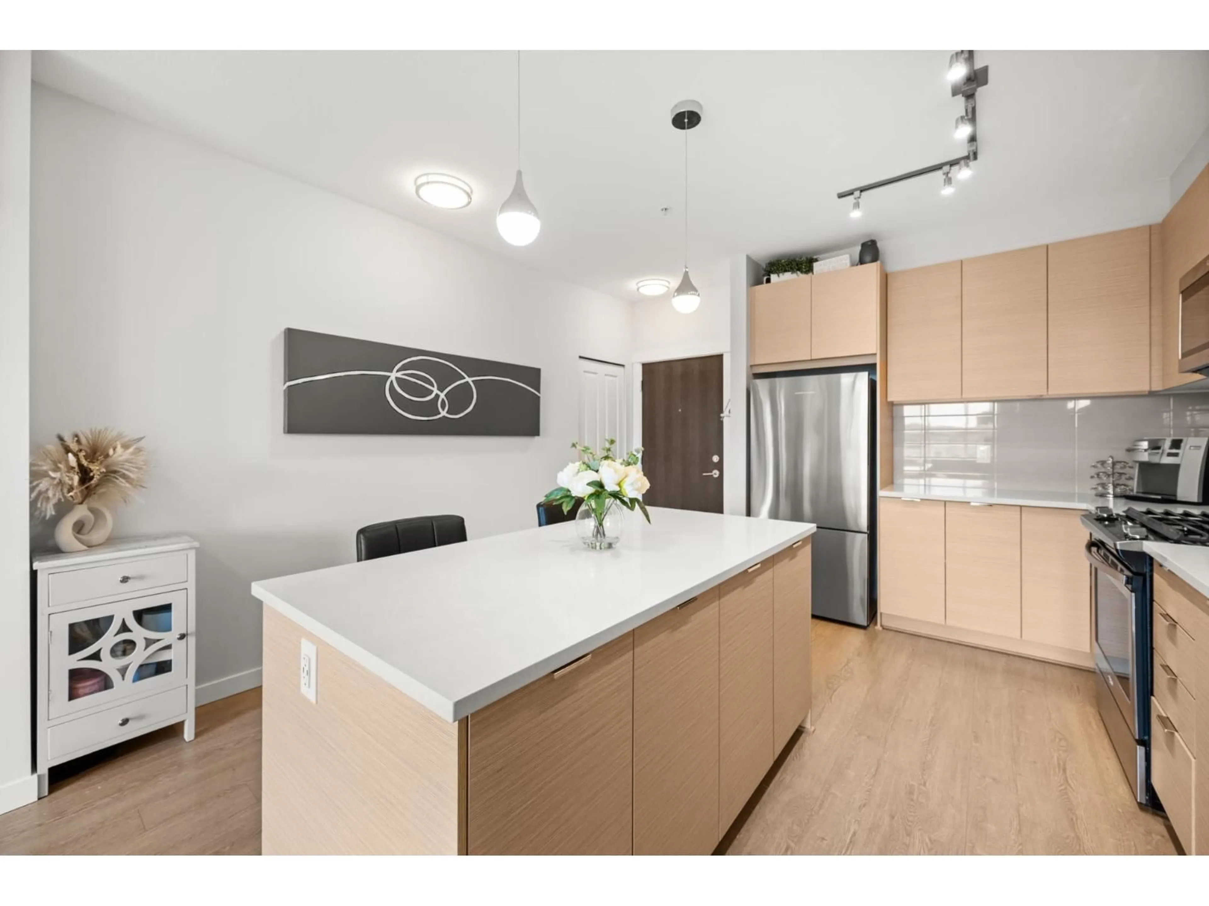 Open concept kitchen, unknown for C504 - 8150 207 STREET, Langley British Columbia V2Y4J4