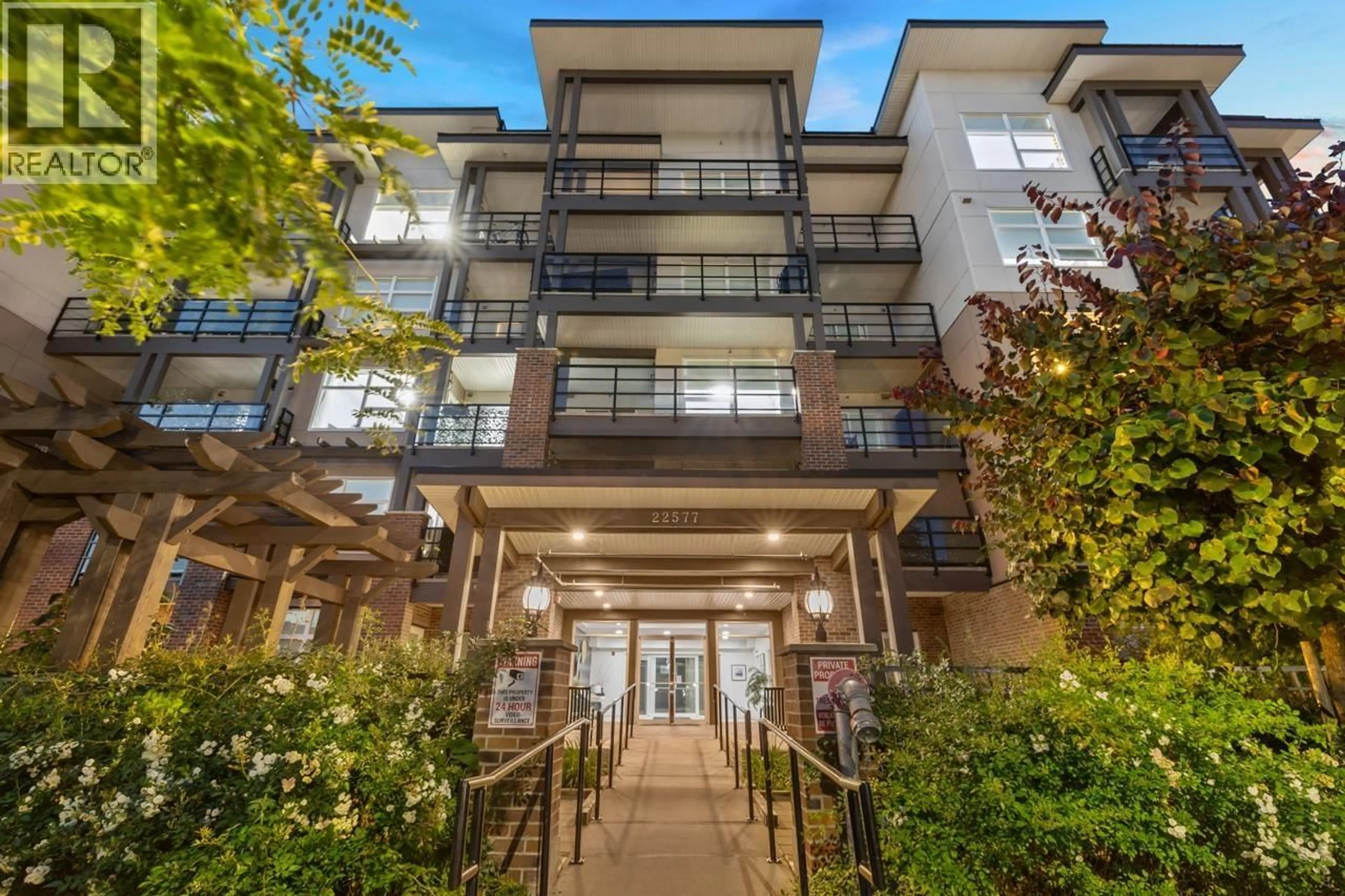 Unknown for 306 - 22577 ROYAL CRESCENT, Maple Ridge British Columbia V2X2M2