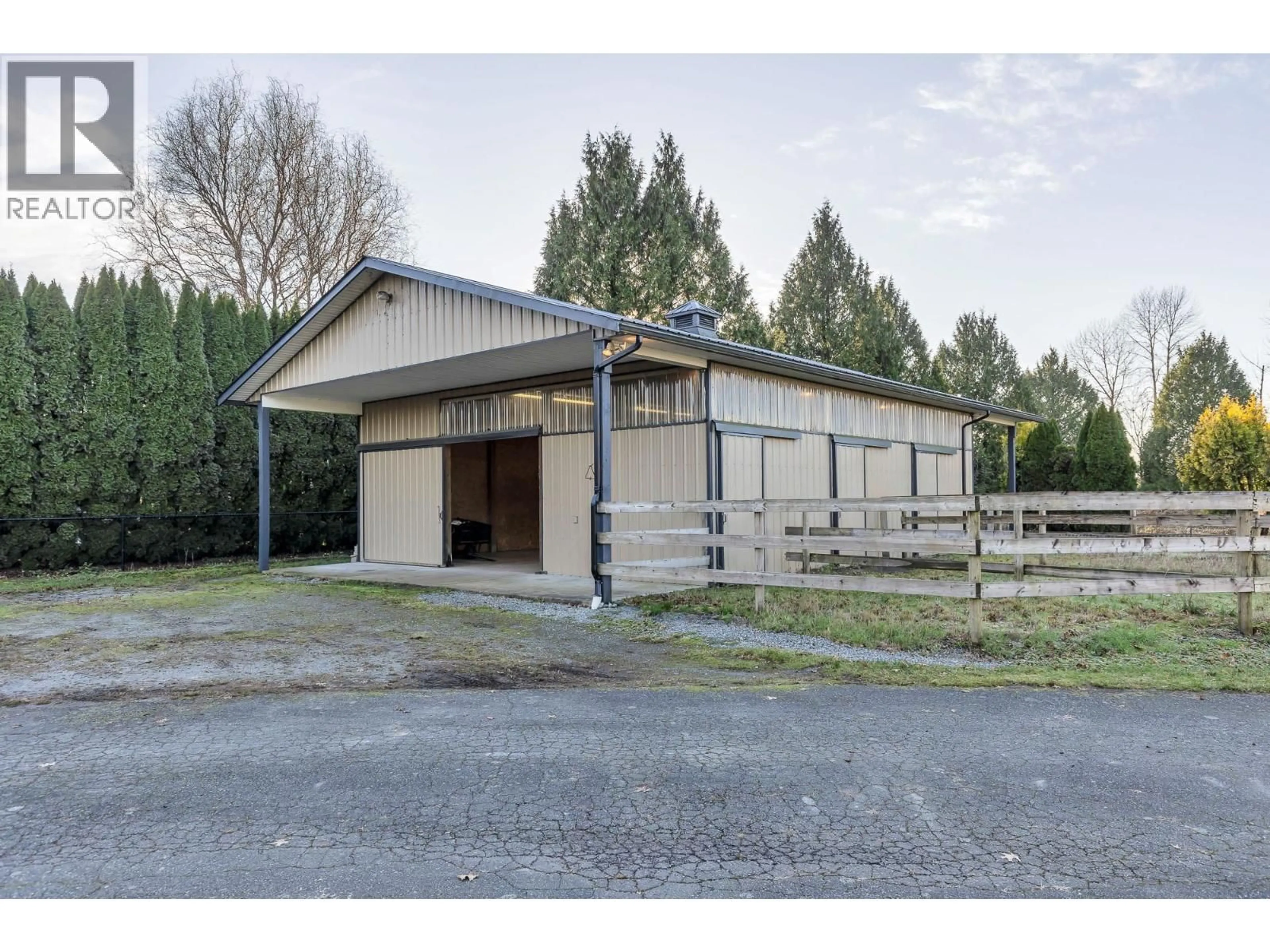 Indoor garage for 14531 CHARLIER ROAD, Pitt Meadows British Columbia V3Y2T8