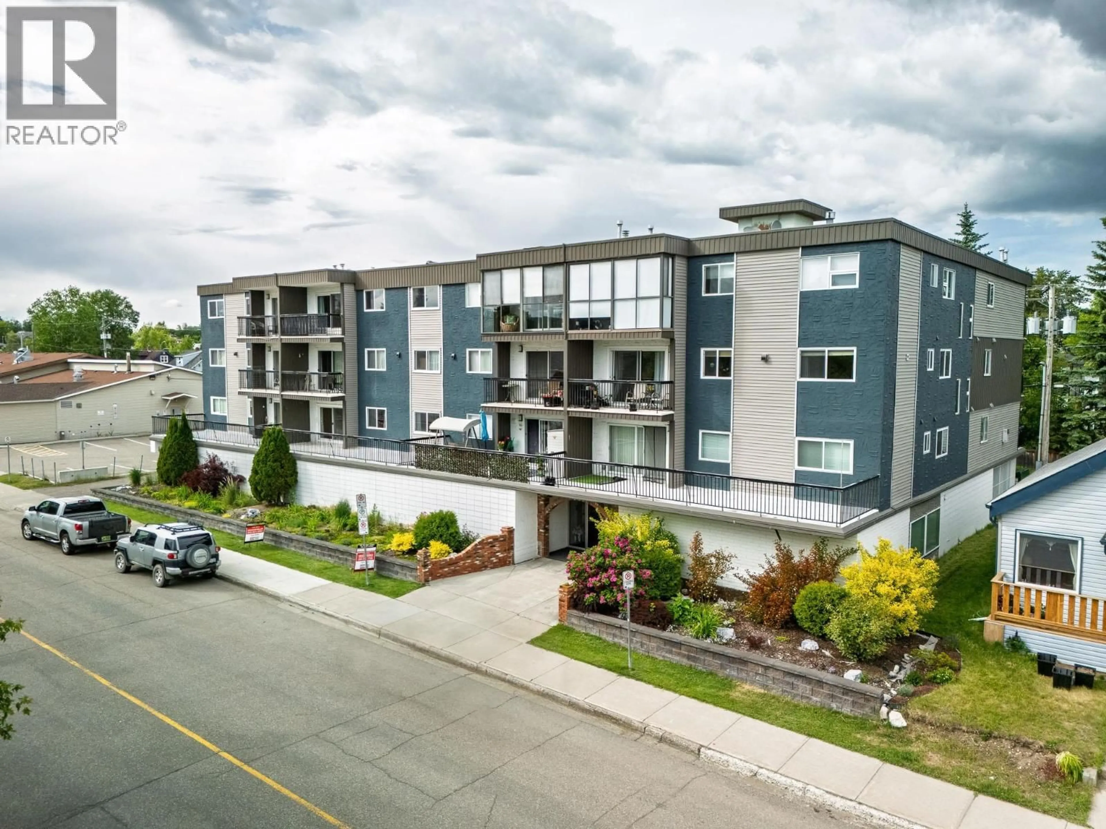 A pic from outside/outdoor area/front of a property/back of a property/a pic from drone, unknown for 107 - 1654 10TH AVENUE, Prince George British Columbia V2L3S4