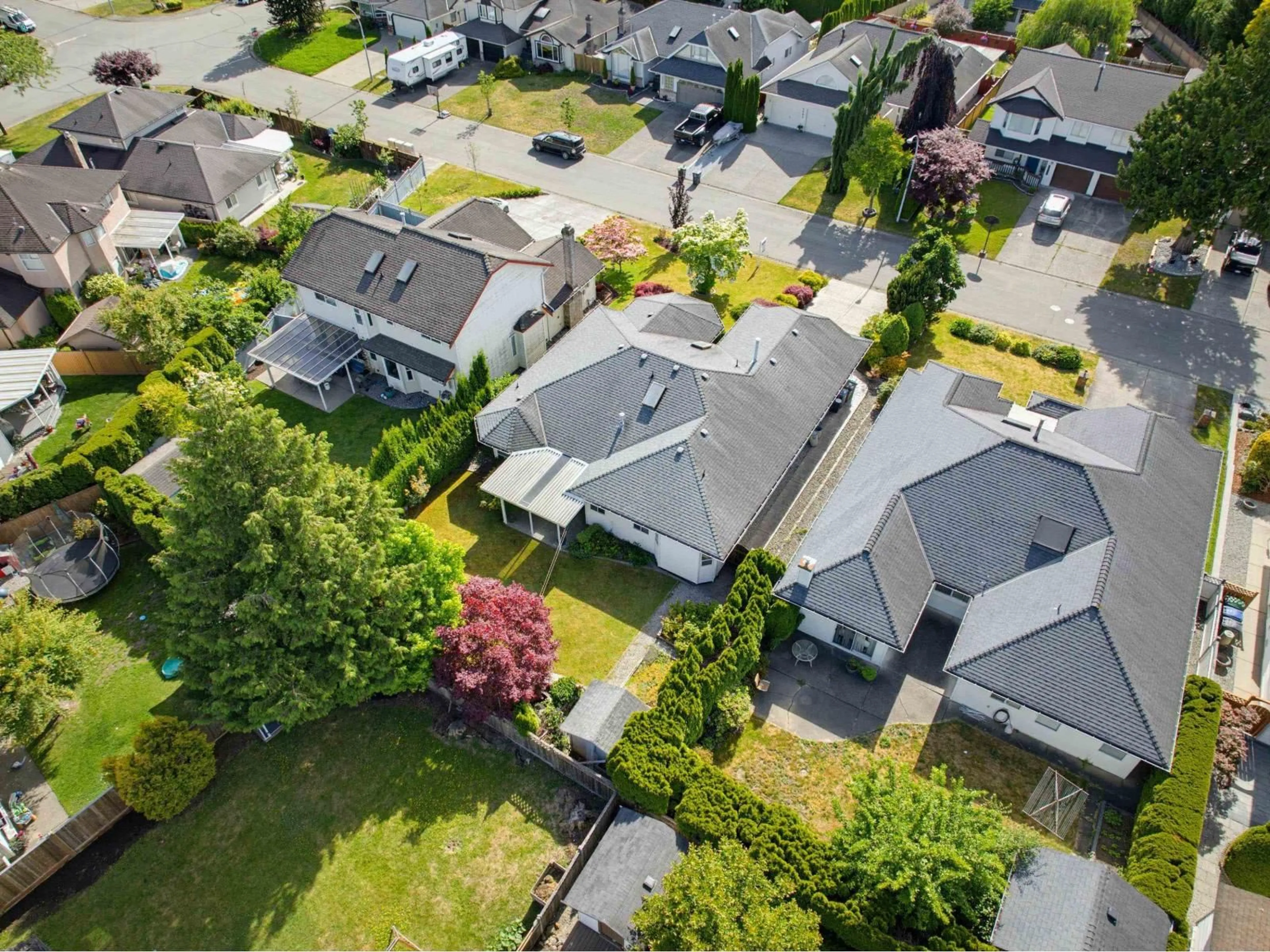 A pic from outside/outdoor area/front of a property/back of a property/a pic from drone, street for 6088 187 STREET, Surrey British Columbia V3S7P3