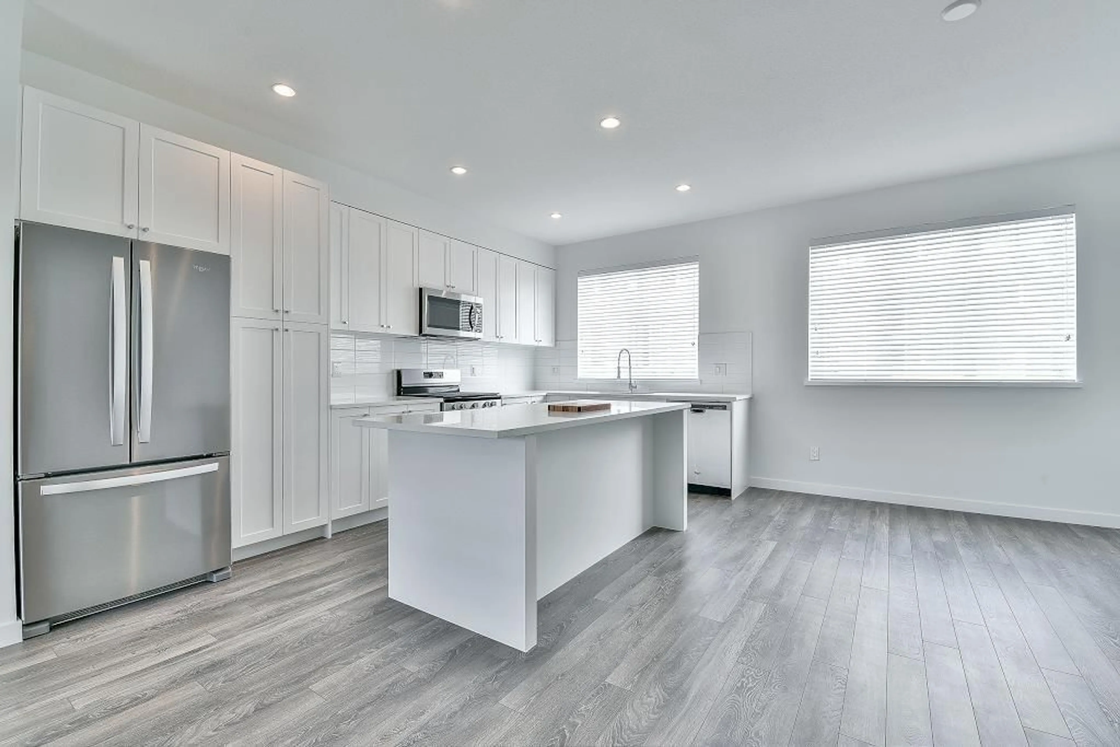 Open concept kitchen, unknown for 22 - 16337 15 AVENUE, Surrey British Columbia V4A0C3
