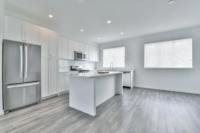 22 - 16337 15 AVENUE, Surrey 2