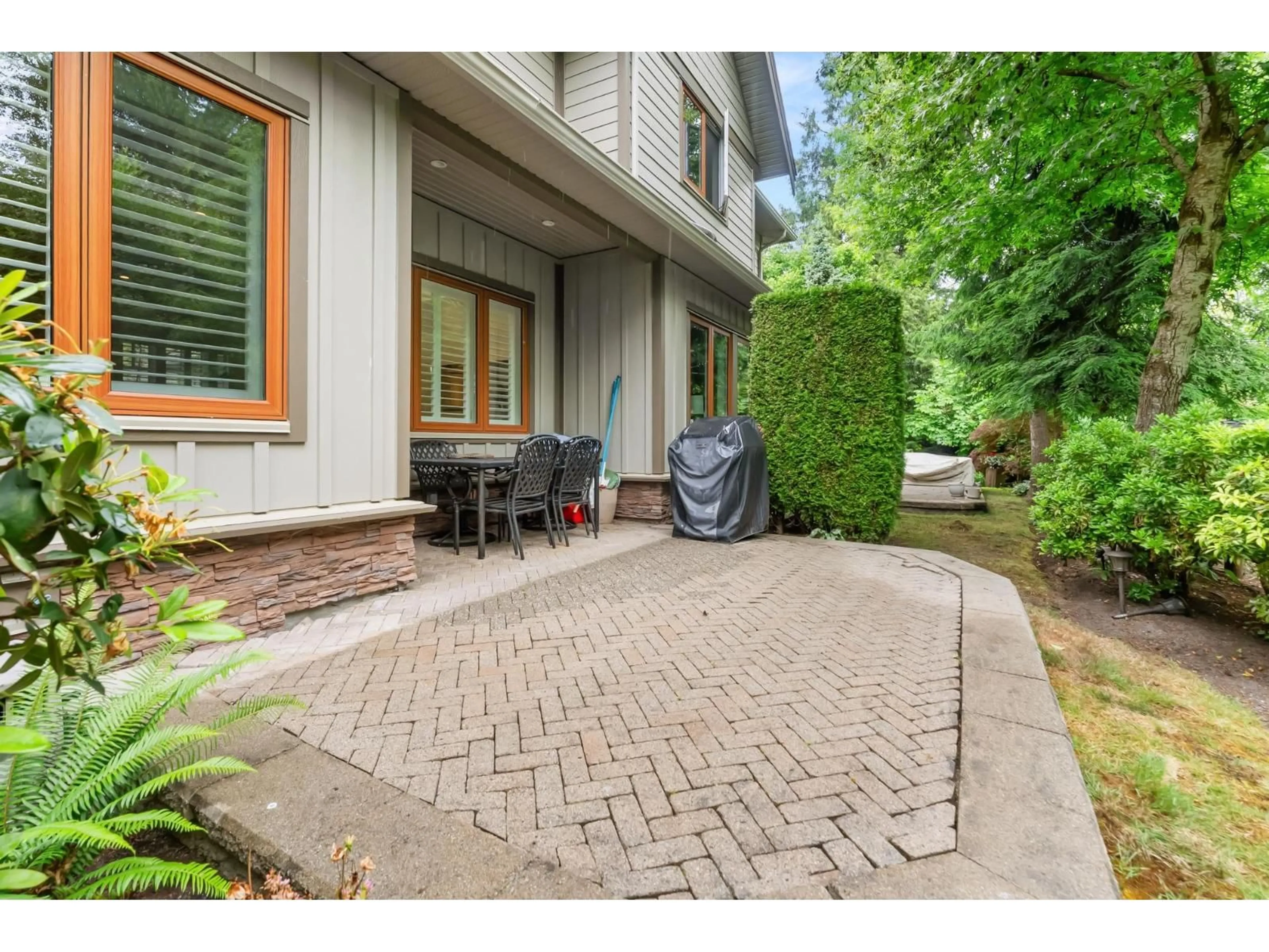 Patio, street for 18 - 3122 160 STREET, Surrey British Columbia V3Z8K5
