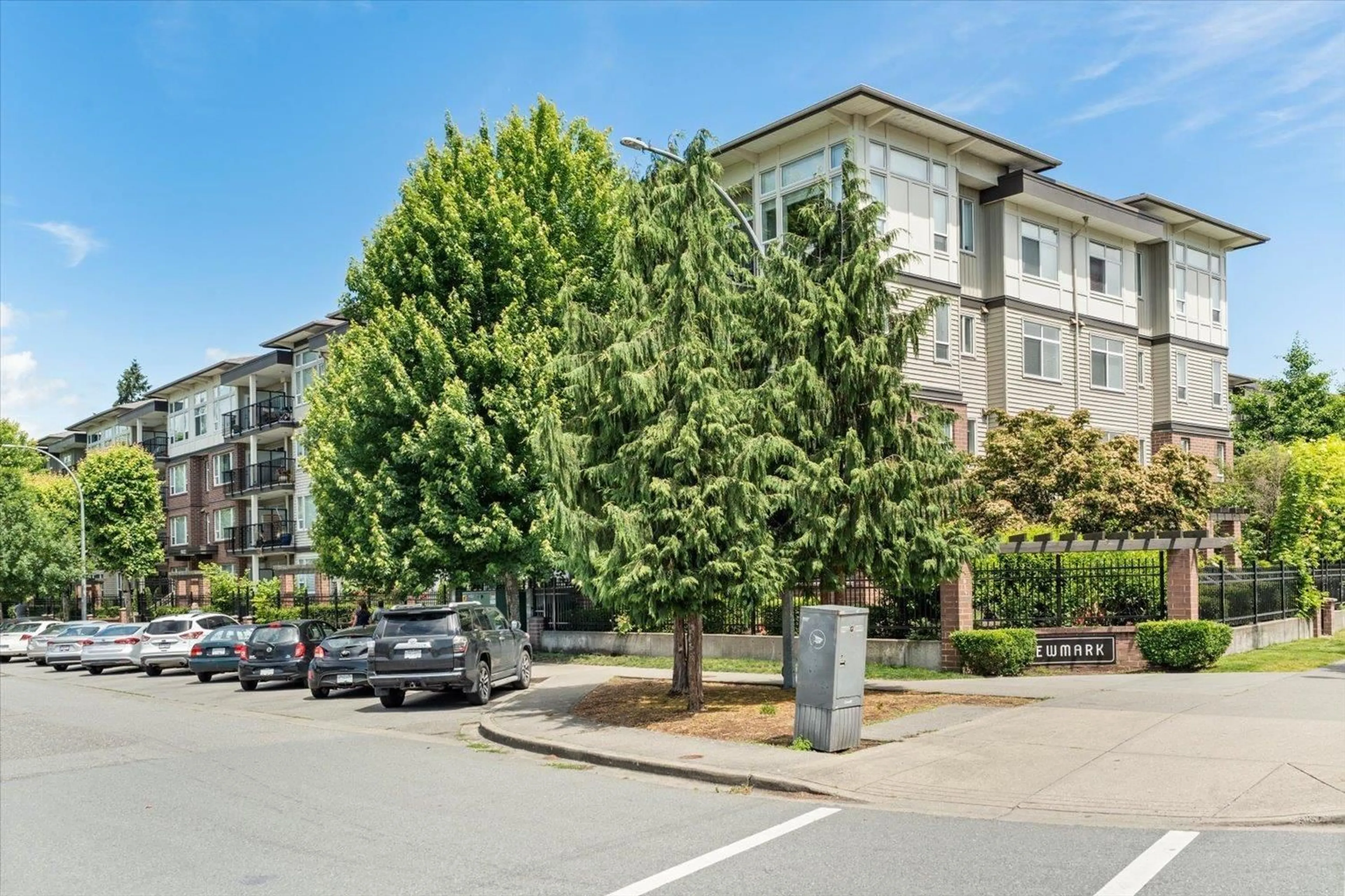 Unknown for 218 - 9422 VICTOR STREET, Chilliwack British Columbia V2P0B8