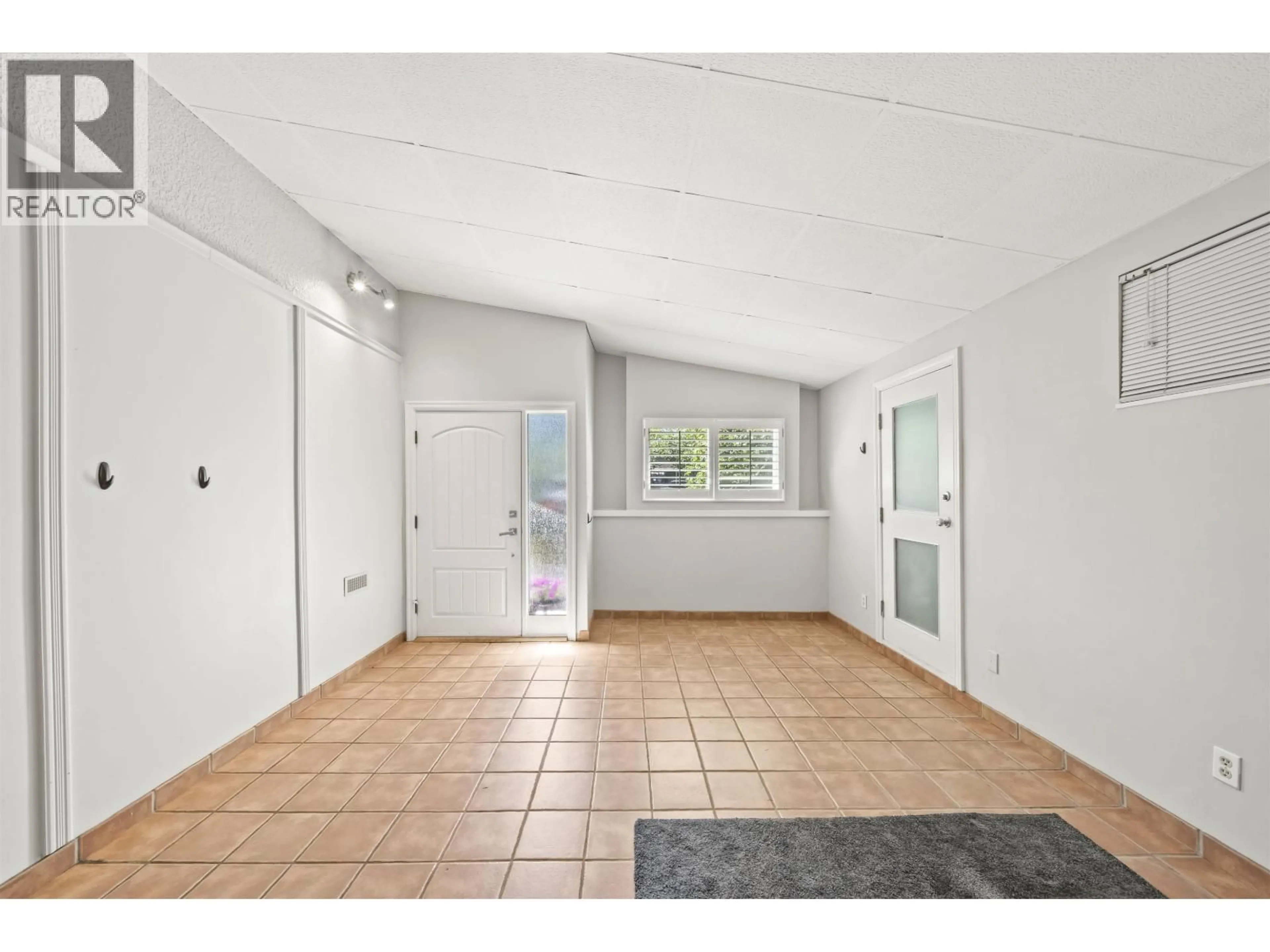 Unknown for 1448 FARRELL AVENUE, Delta British Columbia V4L1V4
