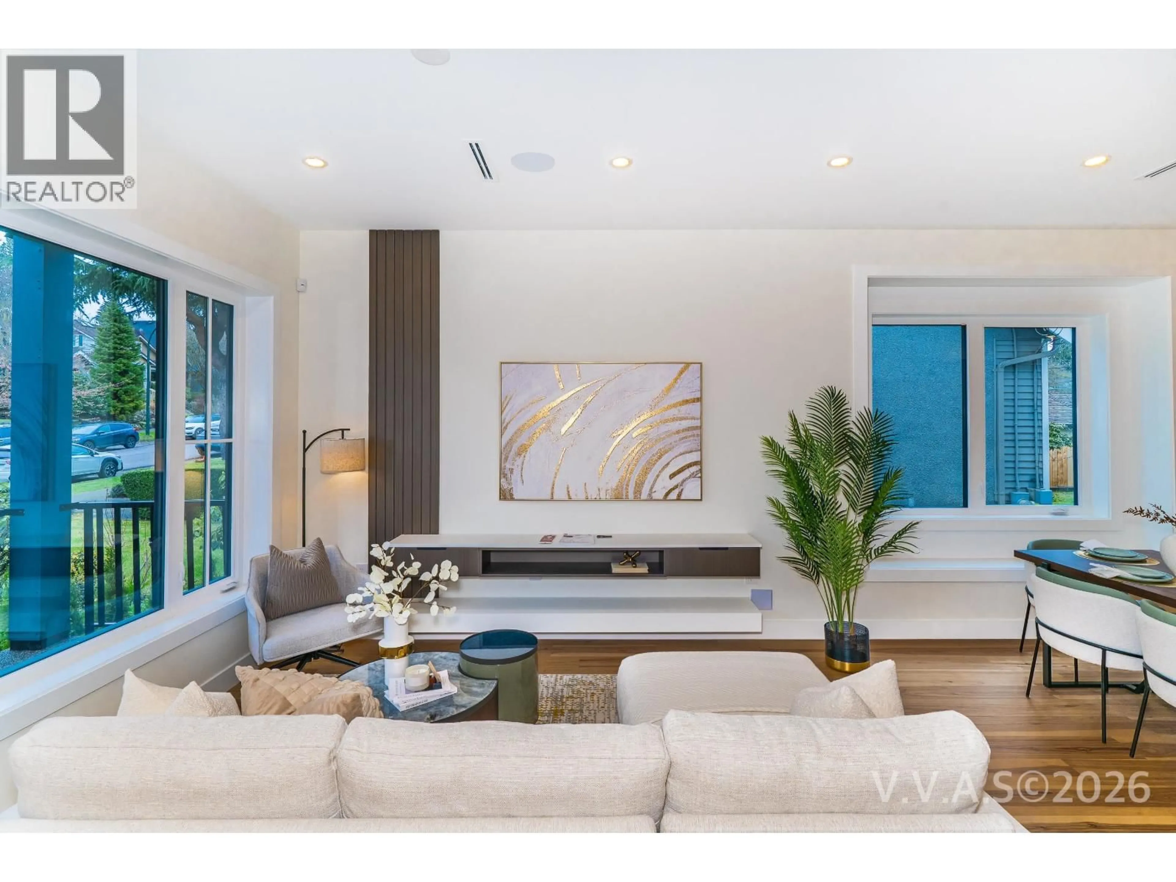 Living room with furniture, unknown for 2837 31ST AVENUE, Vancouver British Columbia V6L2A3