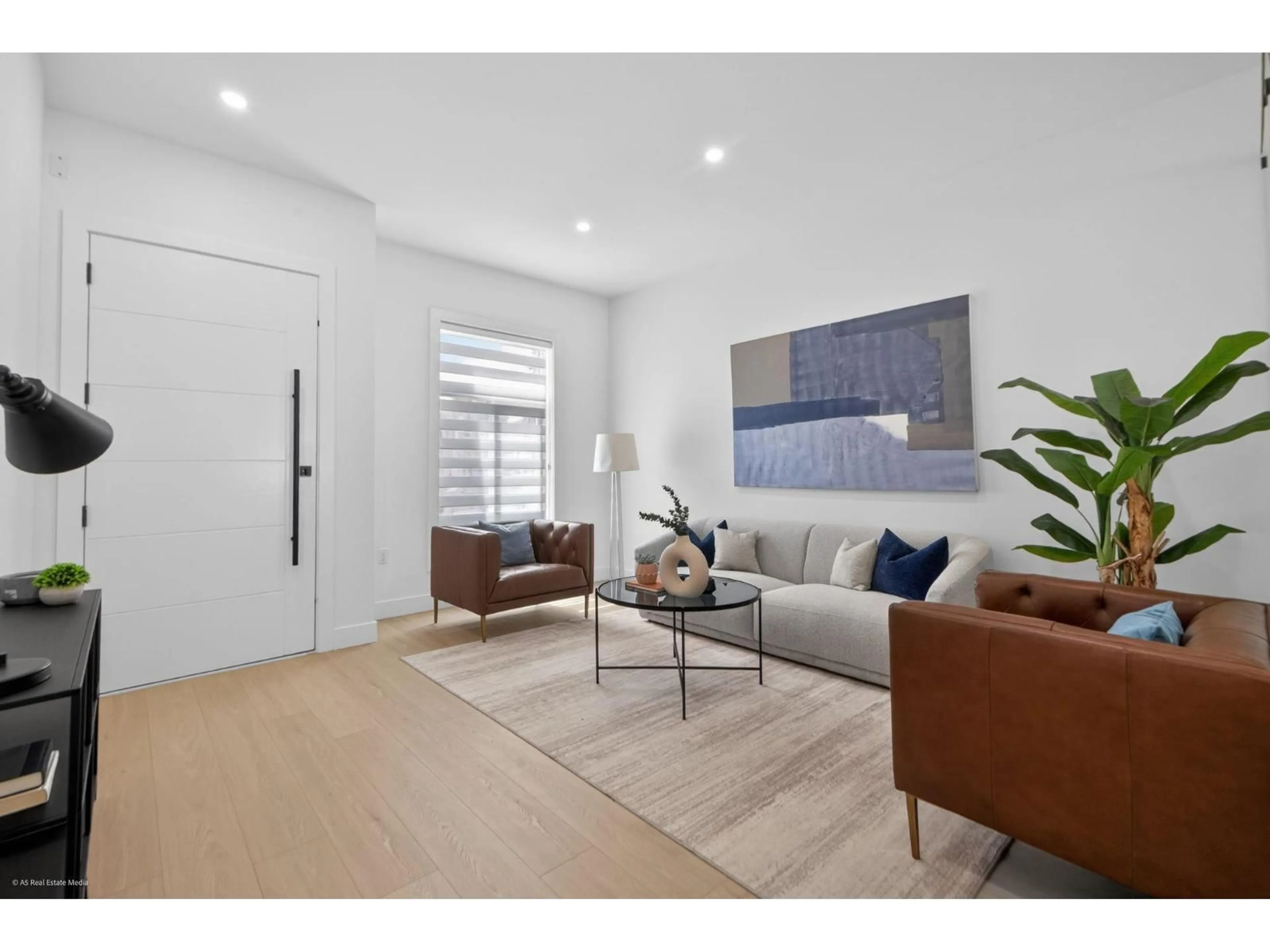 Living room with furniture, unknown for 7083 115 STREET, Delta British Columbia V4E1X7