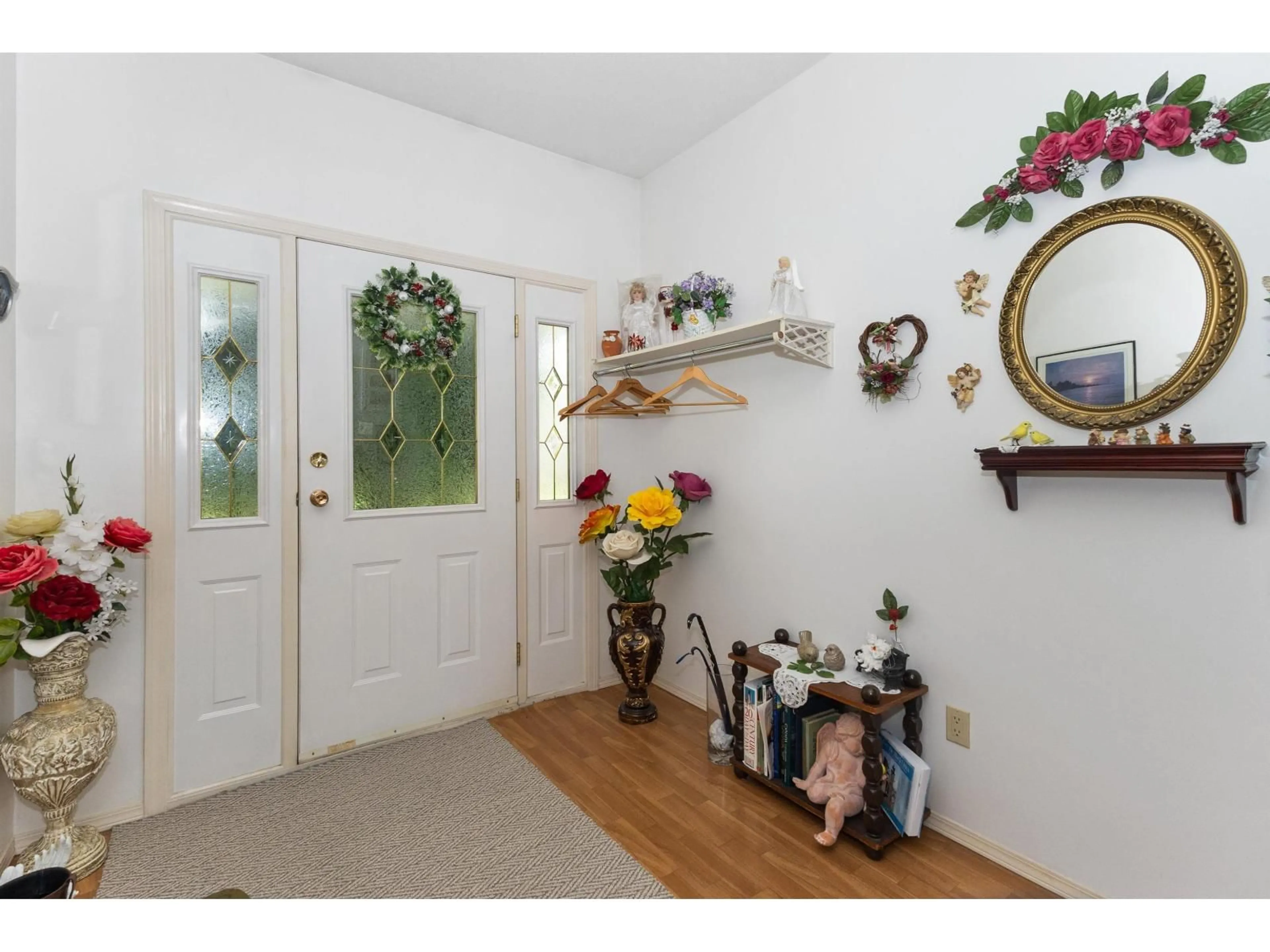 Indoor entryway for 1446 TOWNLINE ROAD, Abbotsford British Columbia V2T6E1