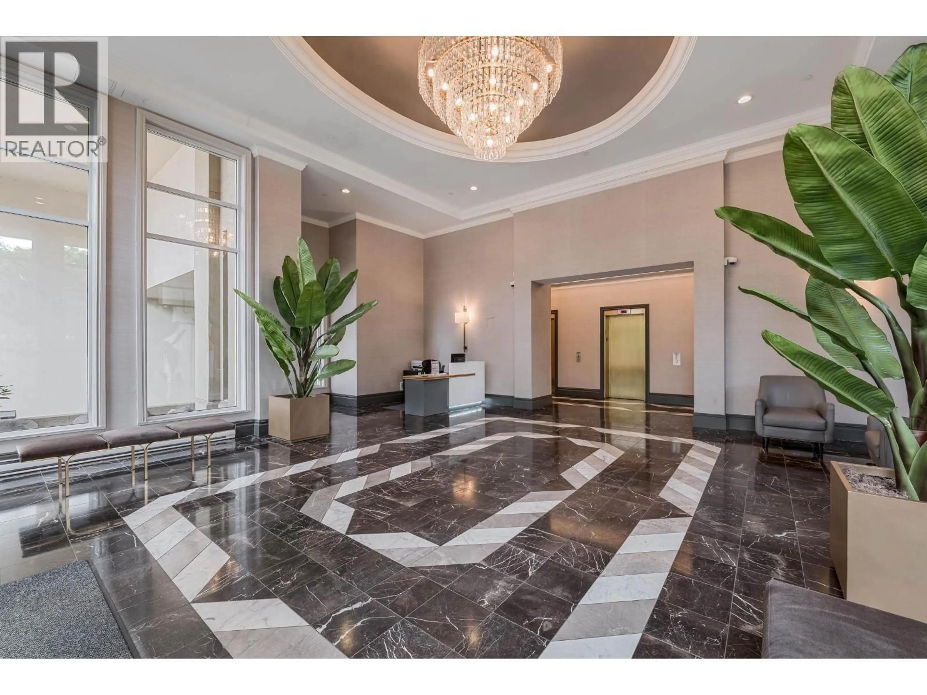 Lobby for 404 - 6240 MCKAY AVENUE, Burnaby British Columbia V5H4L8