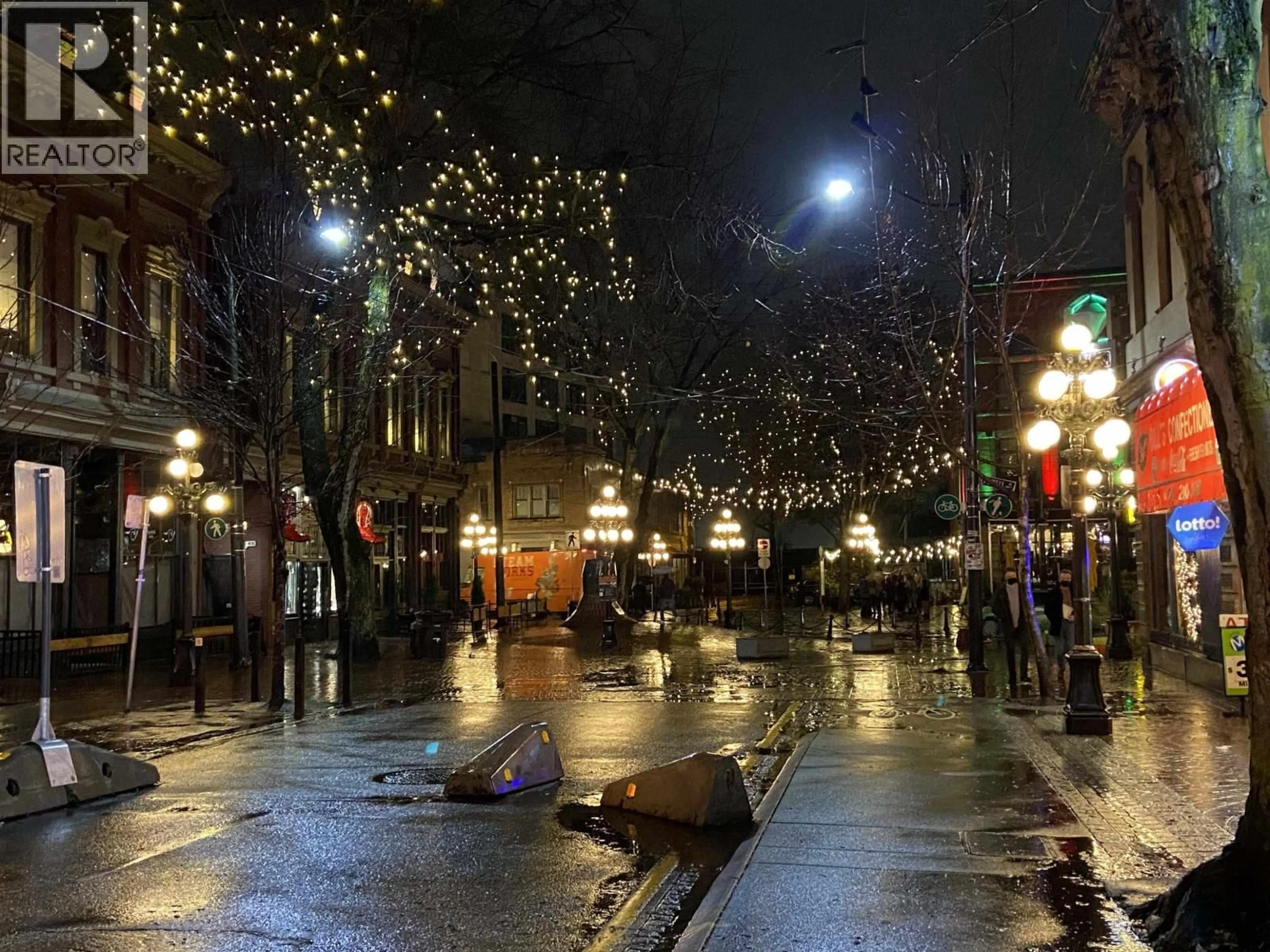 Blurry image for 608 - 27 ALEXANDER STREET, Vancouver British Columbia V6A1B2