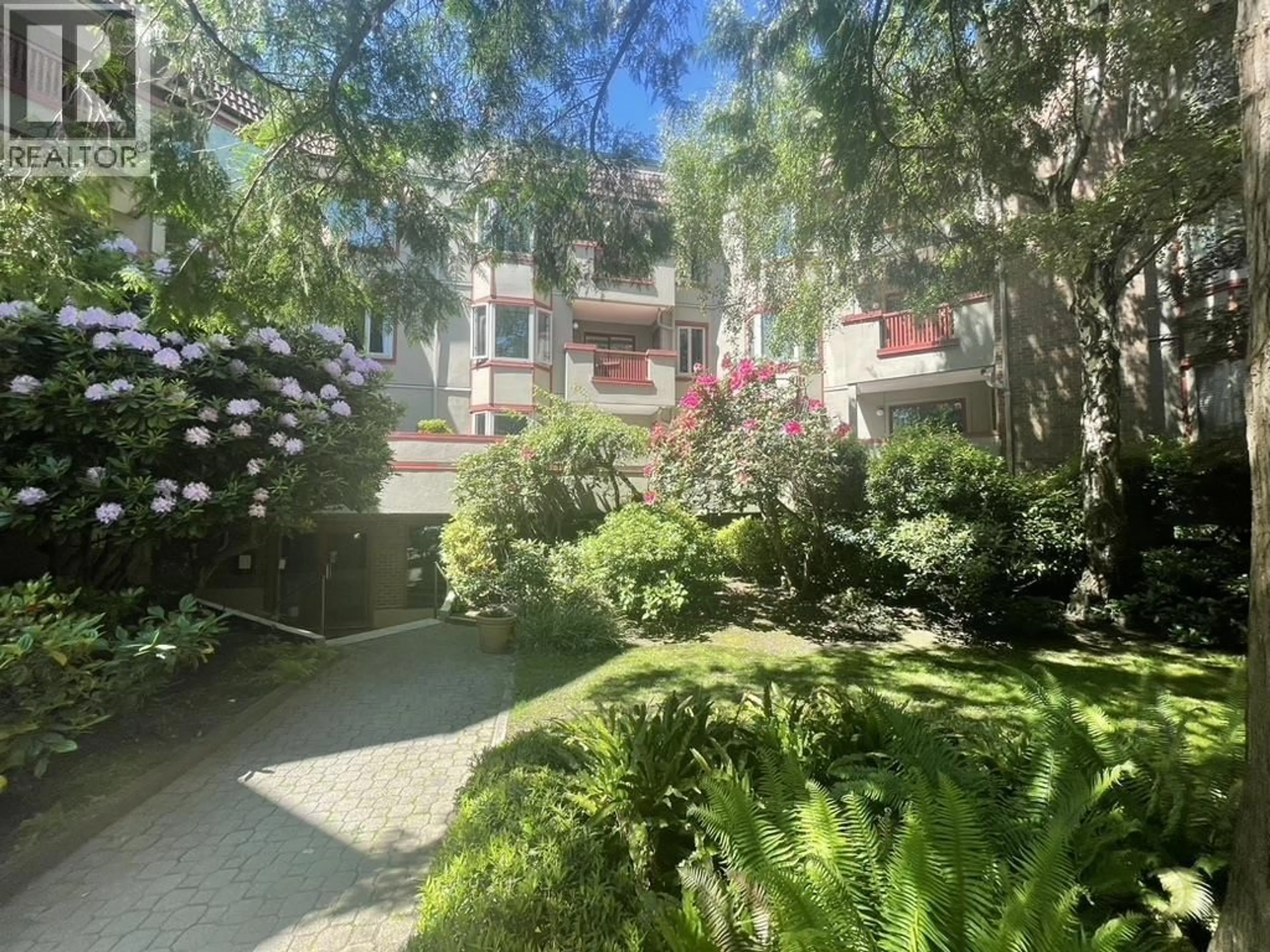A pic from outside/outdoor area/front of a property/back of a property/a pic from drone, street for 322 - 7531 MINORU BOULEVARD, Richmond British Columbia V6Y1Z3
