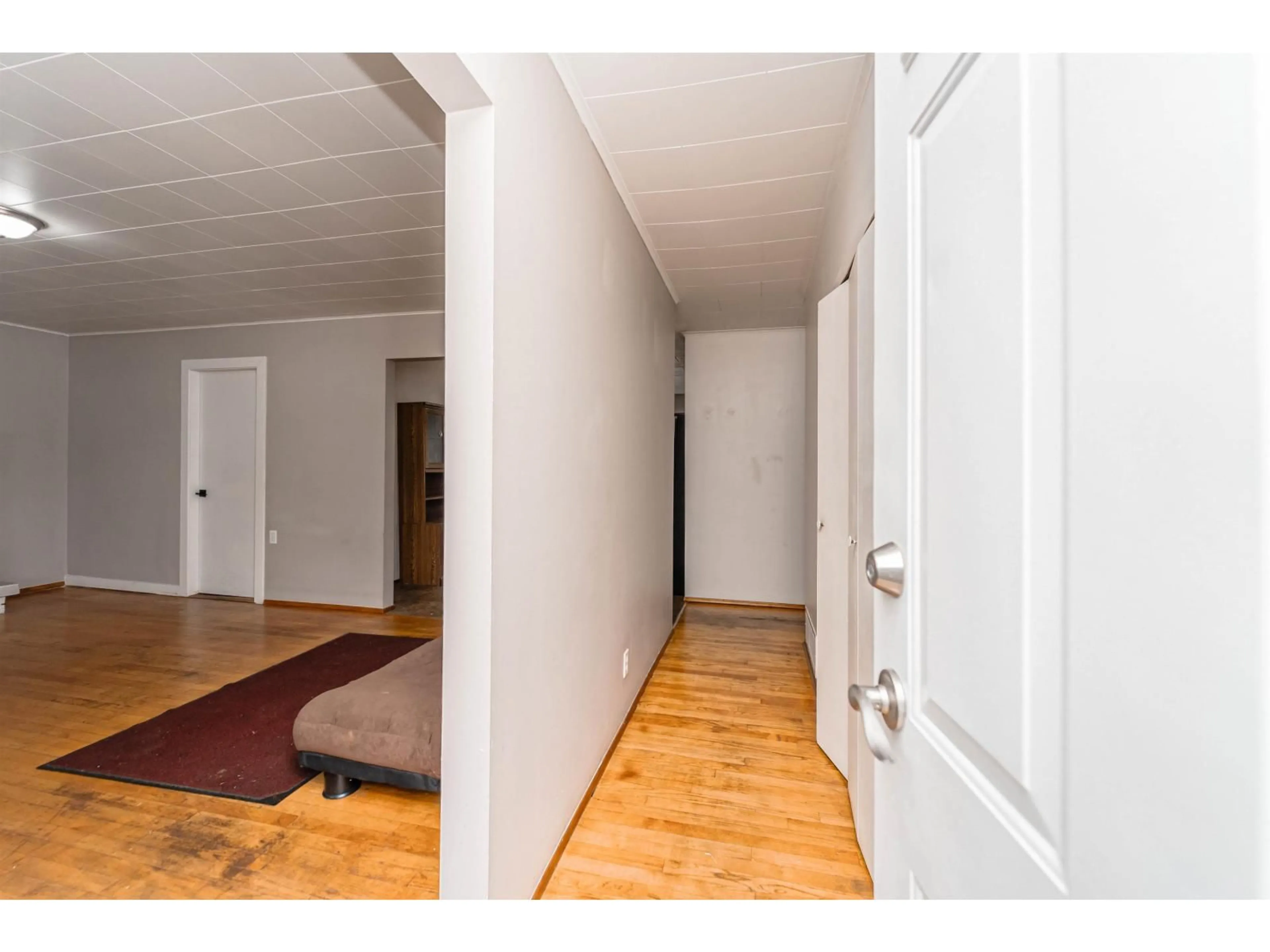 Indoor entryway for 776 7TH AVENUE, Hope British Columbia V0X1L4