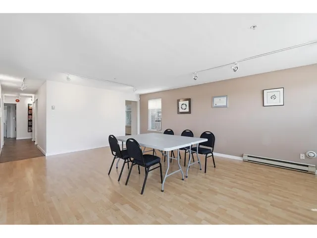 101 - 33344 2ND AVENUE, Mission 5