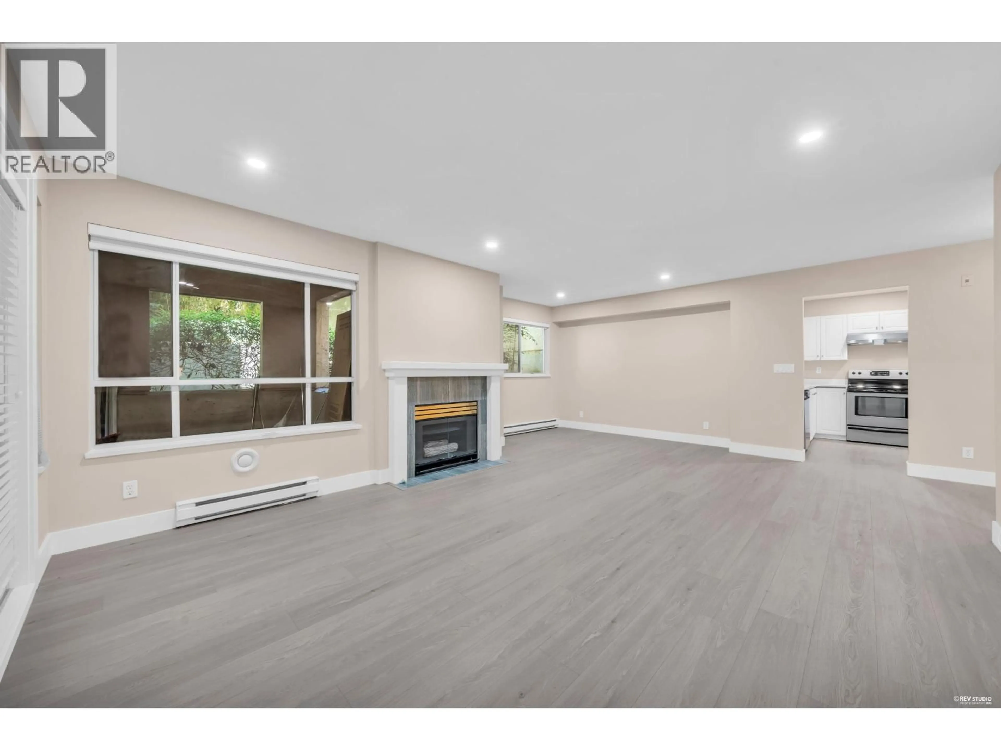 A pic of a room for 107 - 515 WHITING WAY, Coquitlam British Columbia V3J7W9