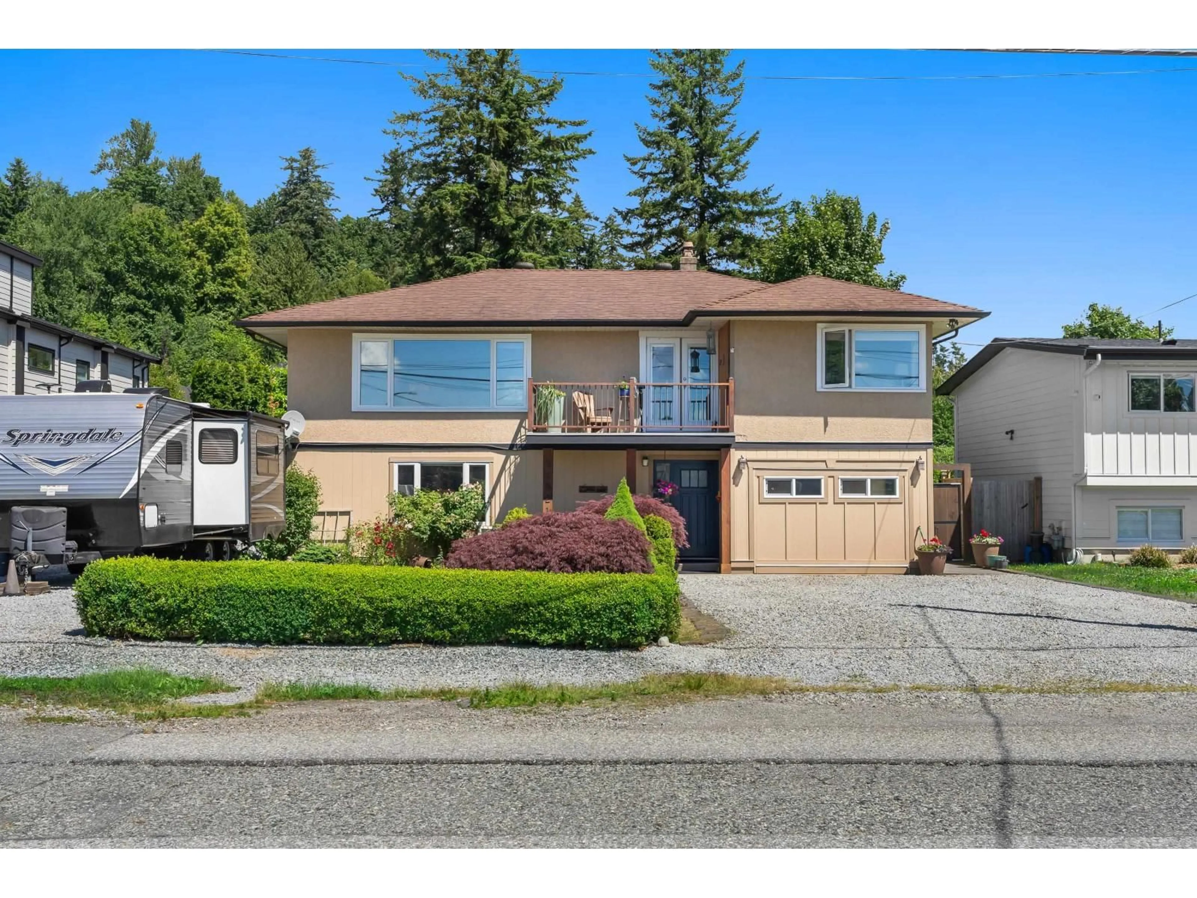 Home with vinyl exterior material, street for 34921 DEWDNEY TRUNK ROAD, Mission British Columbia V2V6S2