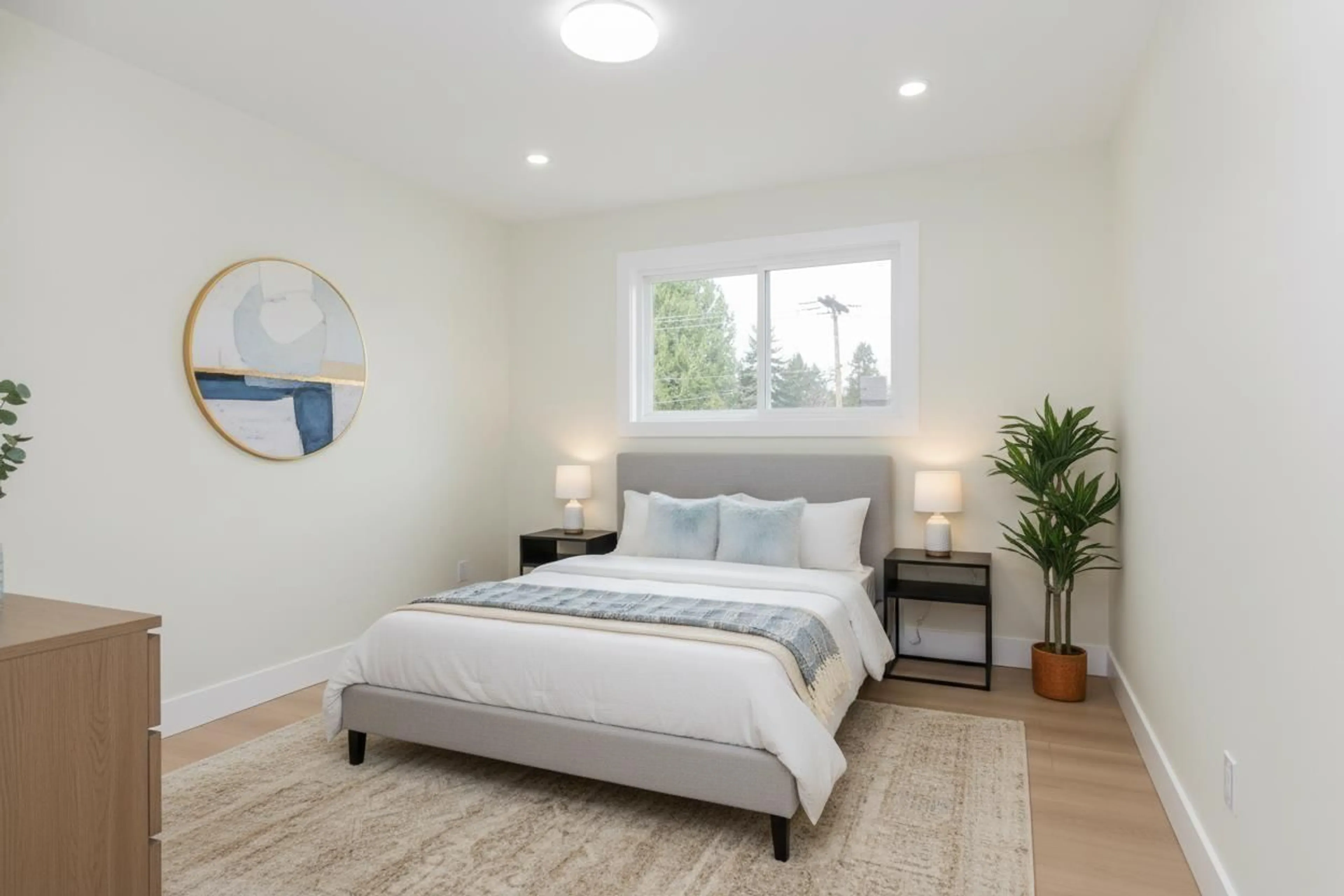 Bedroom with bed, unknown for 34630 IMMEL STREET, Abbotsford British Columbia V2S4T7