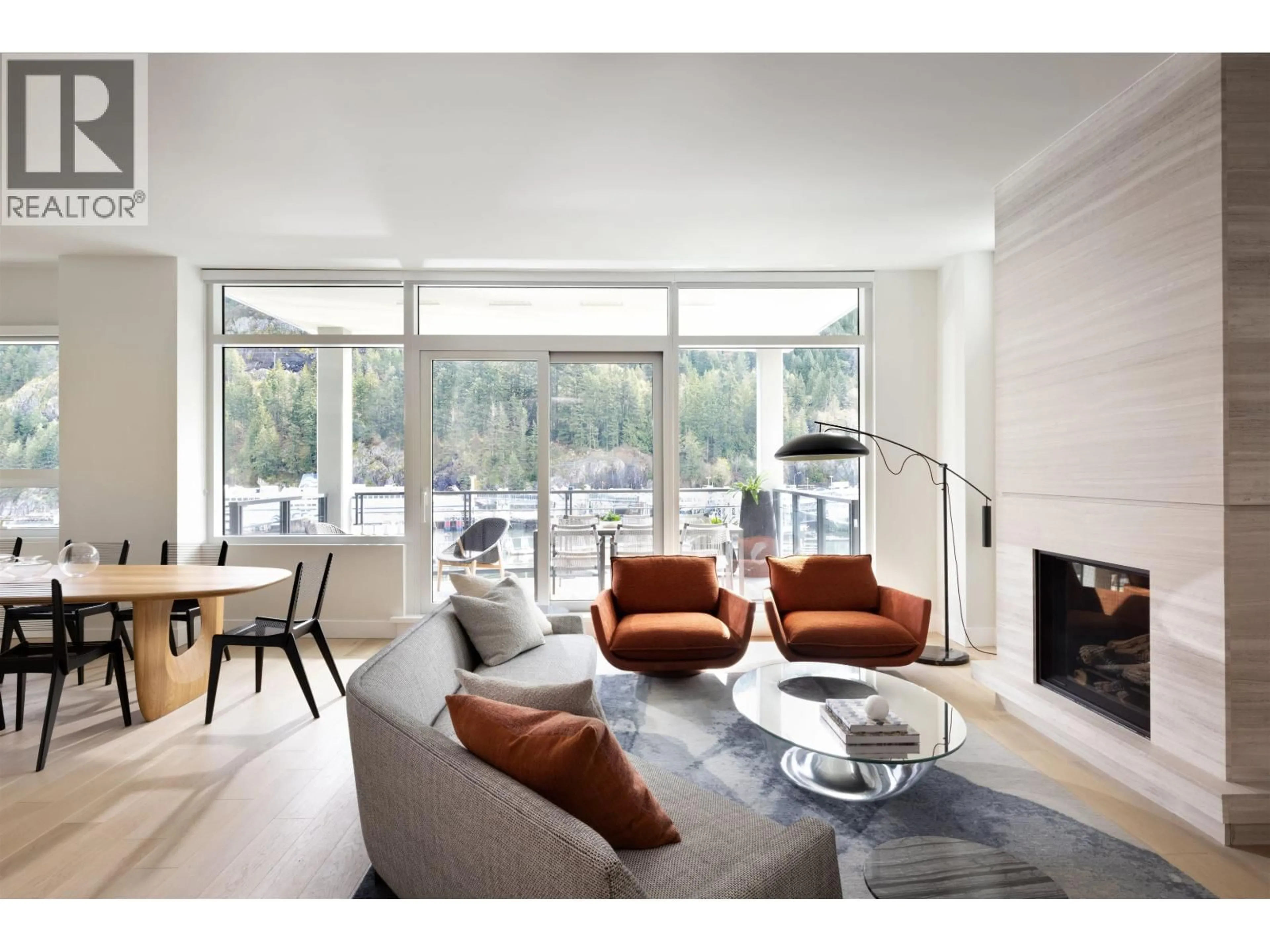 Living room with furniture, unknown for 302 - 6707 NELSON AVENUE, West Vancouver British Columbia V7W0A4