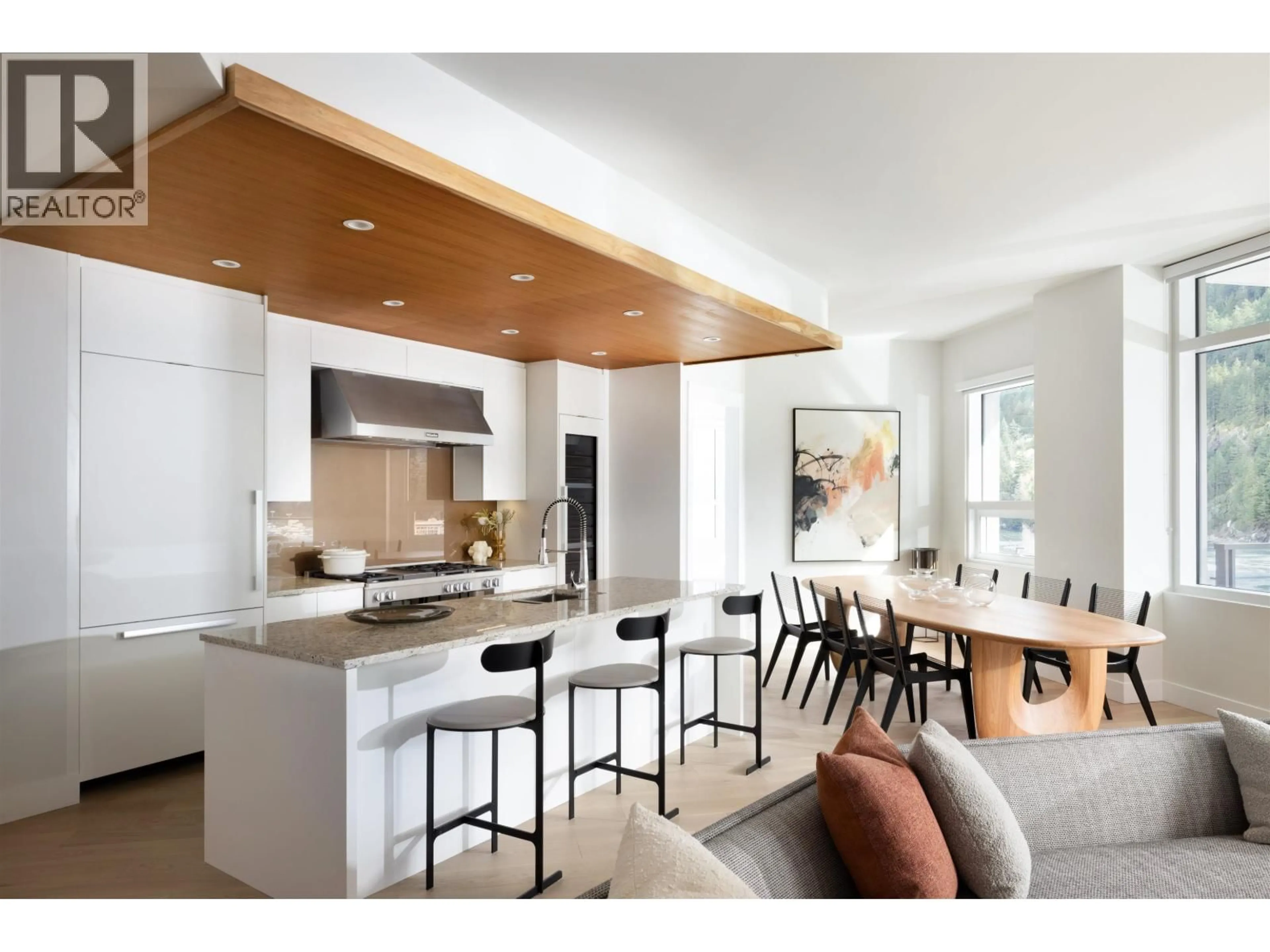 Open concept kitchen, wood/laminate floor for 302 - 6707 NELSON AVENUE, West Vancouver British Columbia V7W0A4